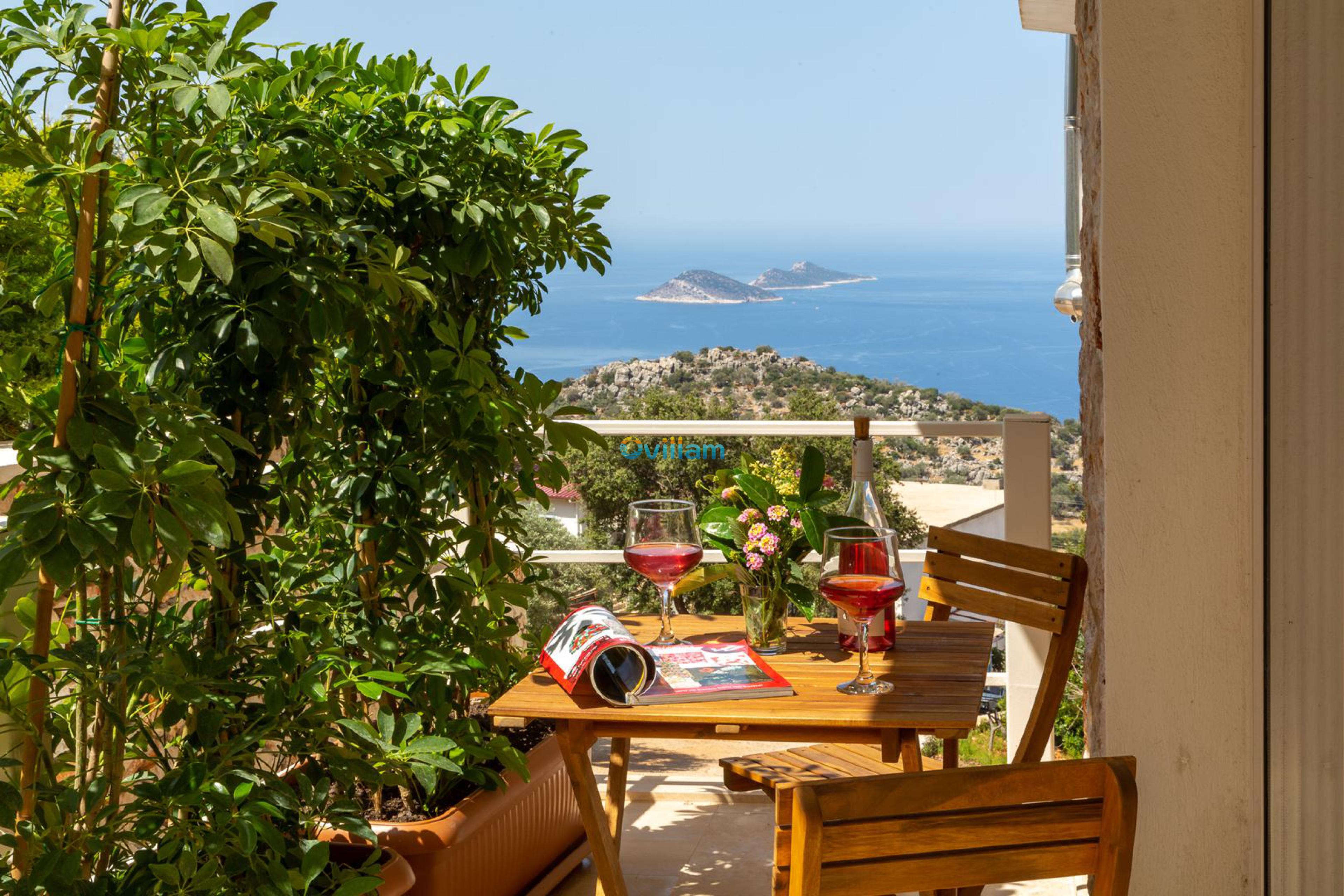suit-la-mer-comfort-1_740.jpg