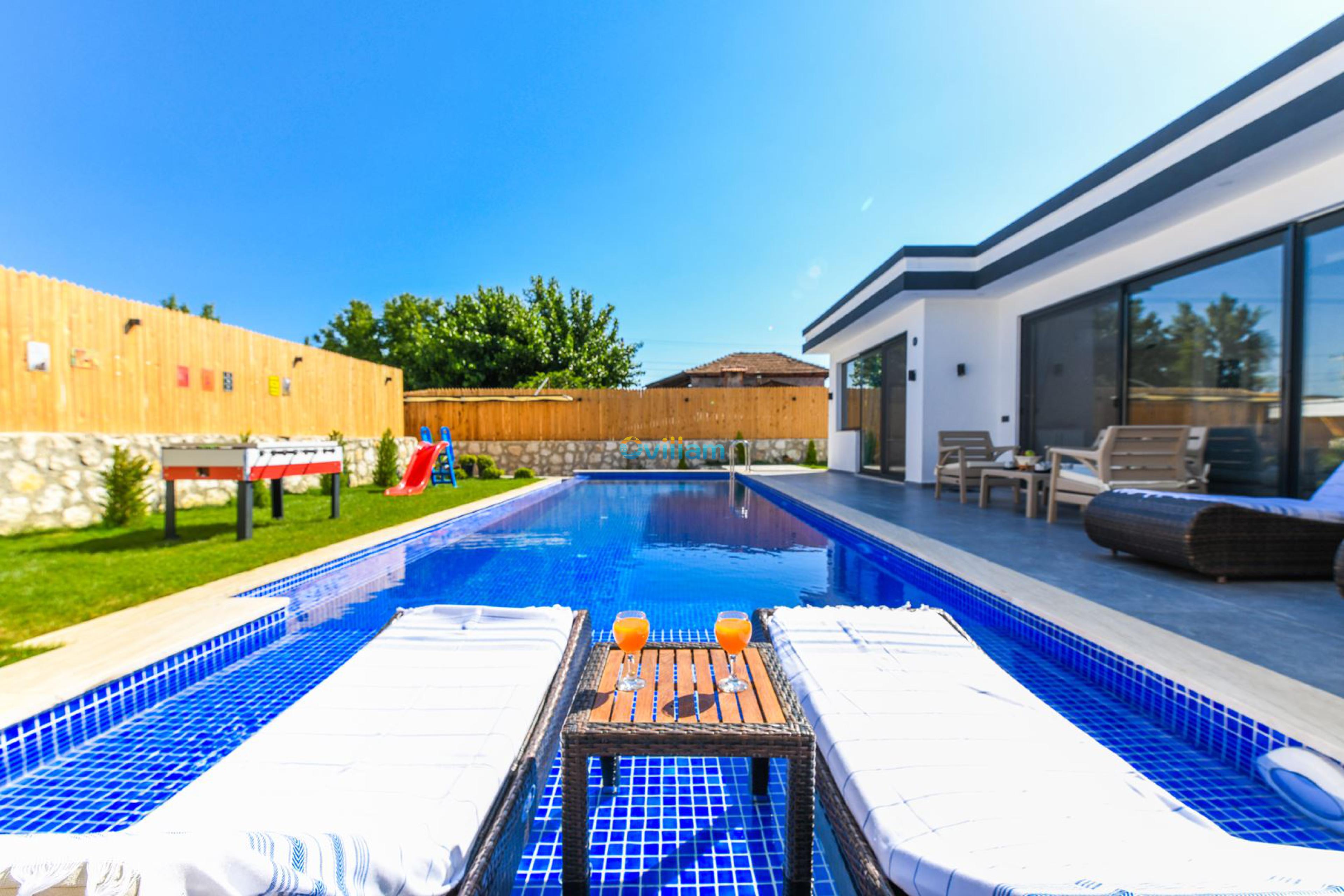 villa-oscar-deluxe-3_359.jpg