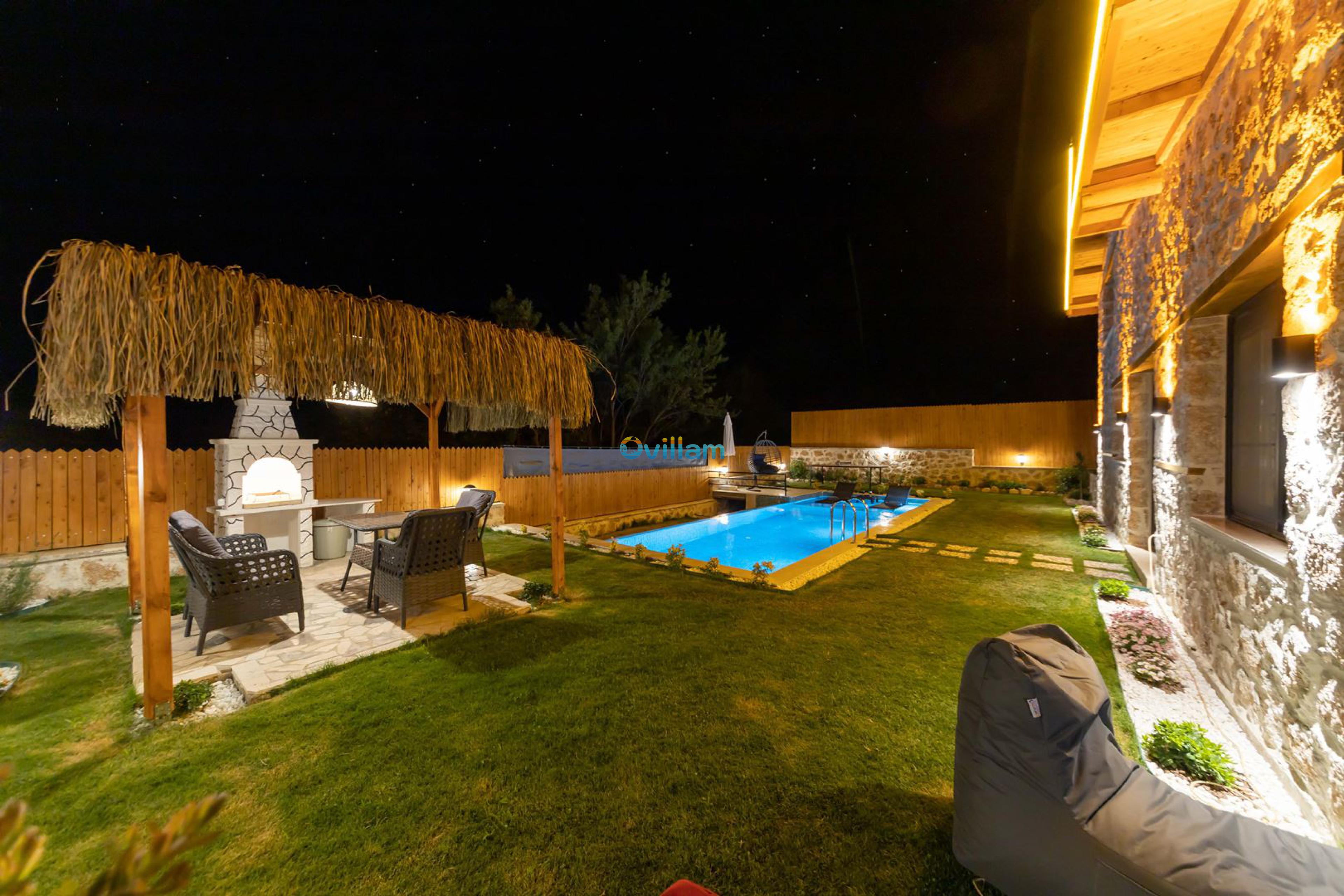 villa-tiny-stone-2-14_998.jpg