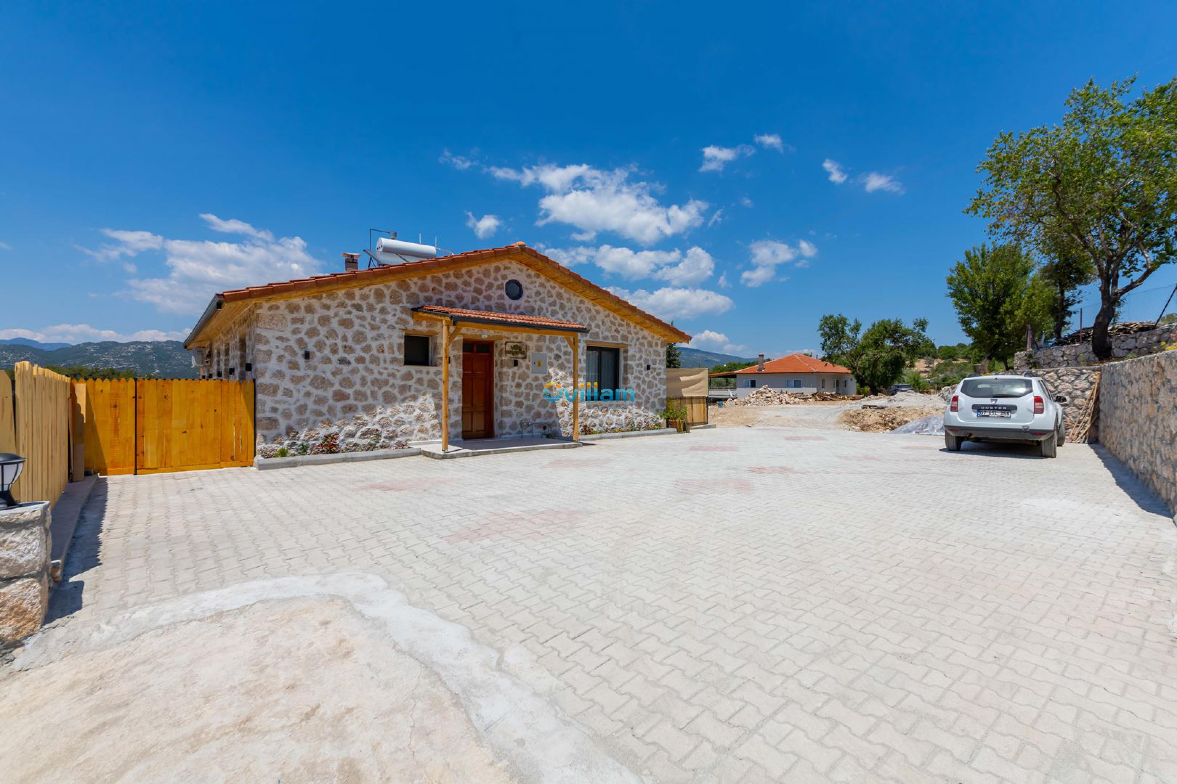 villa-agarta-10_191.jpg