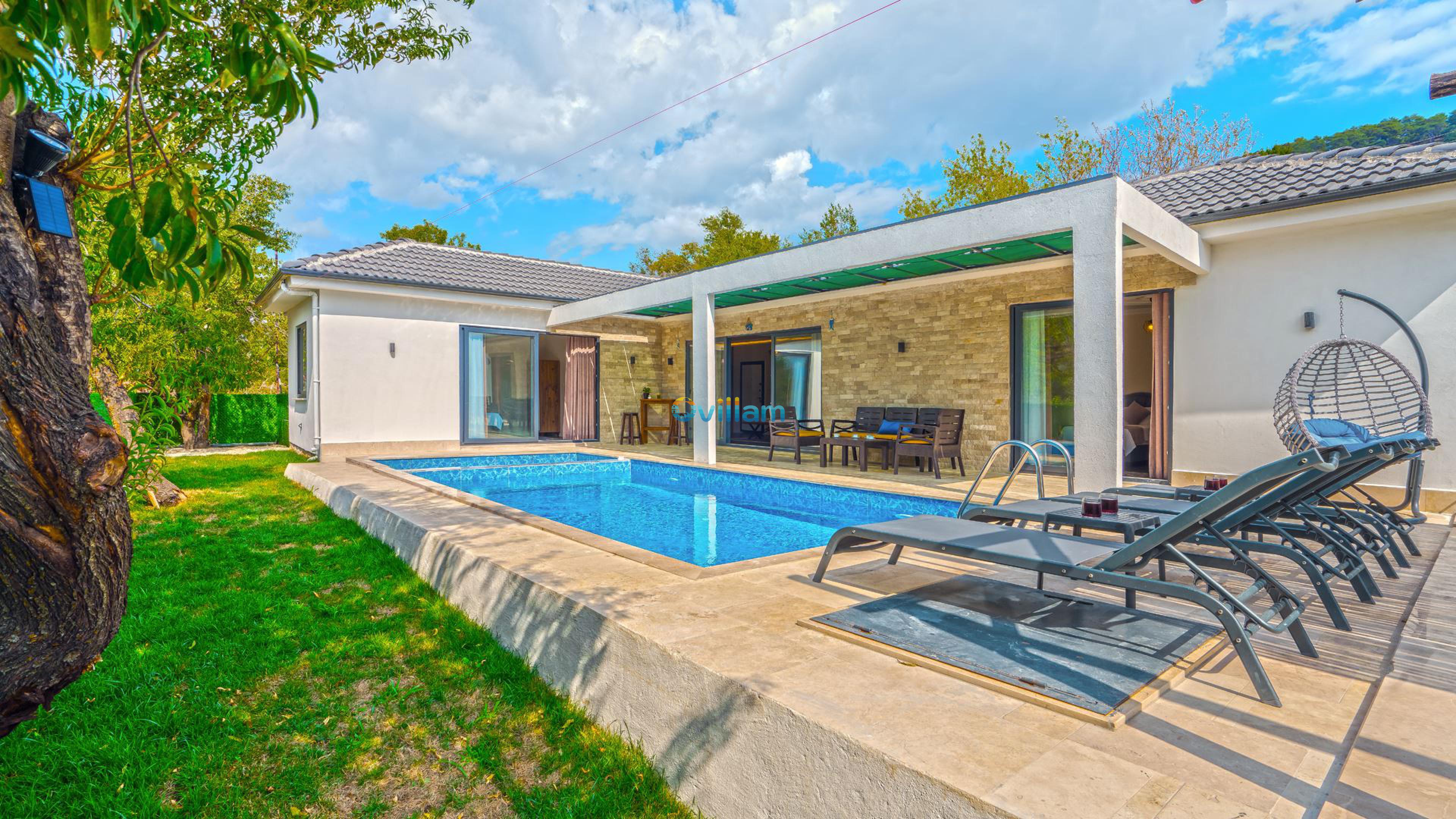 Luxury-Su-Villa-19_895.jpg