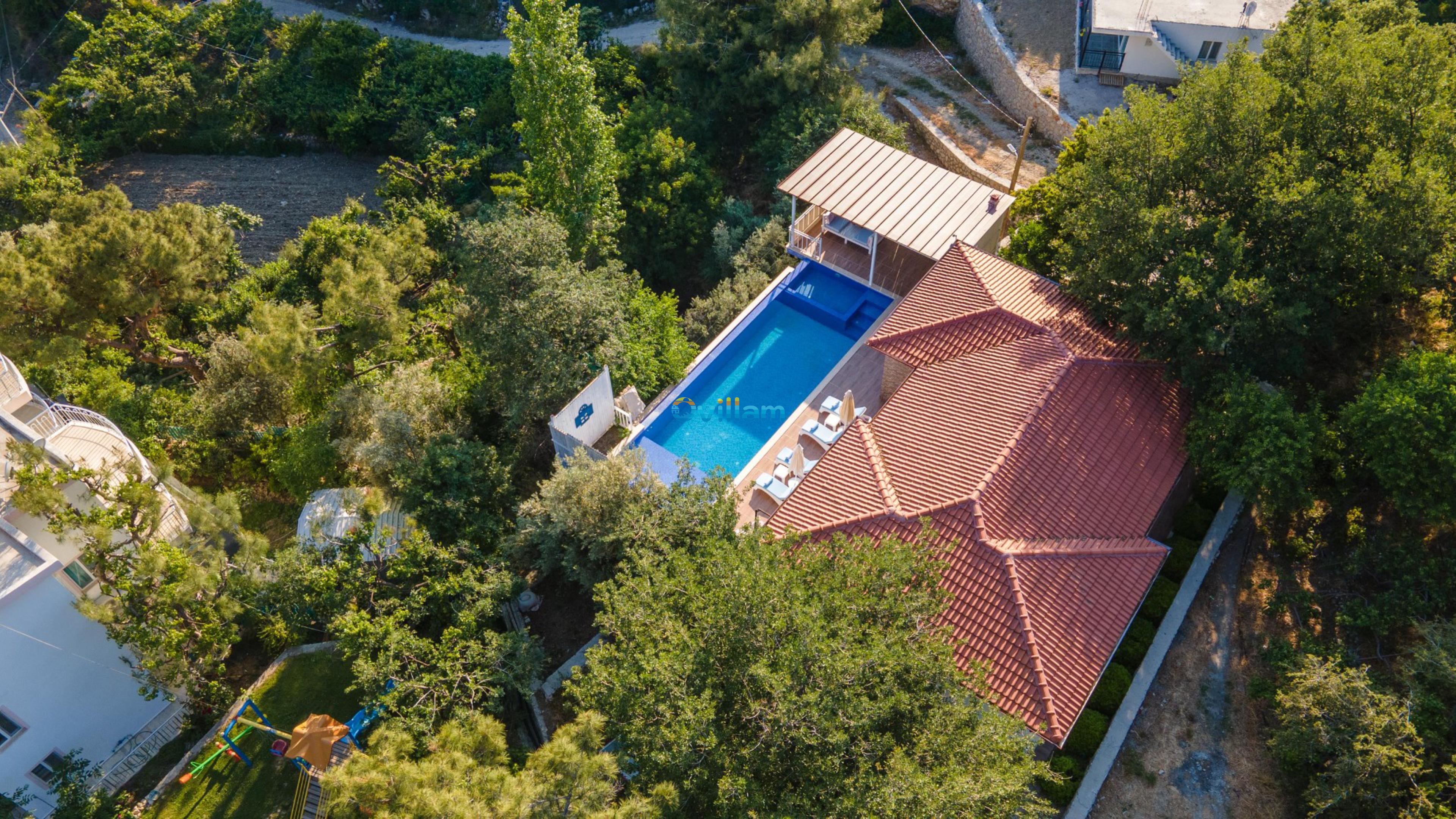 villa-peri-51_575.JPG
