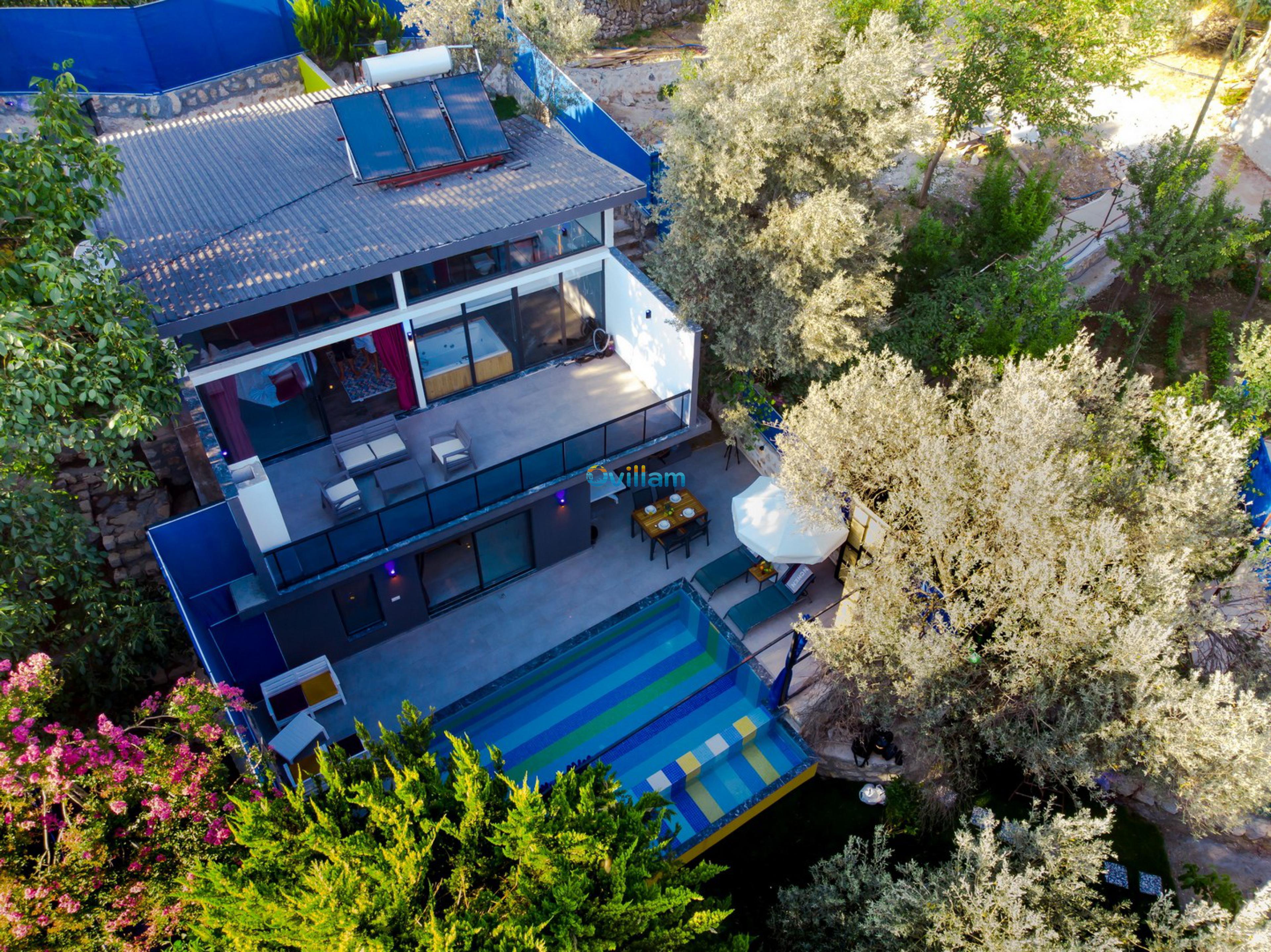 Villa-Cerenimo_00001_330.jpg