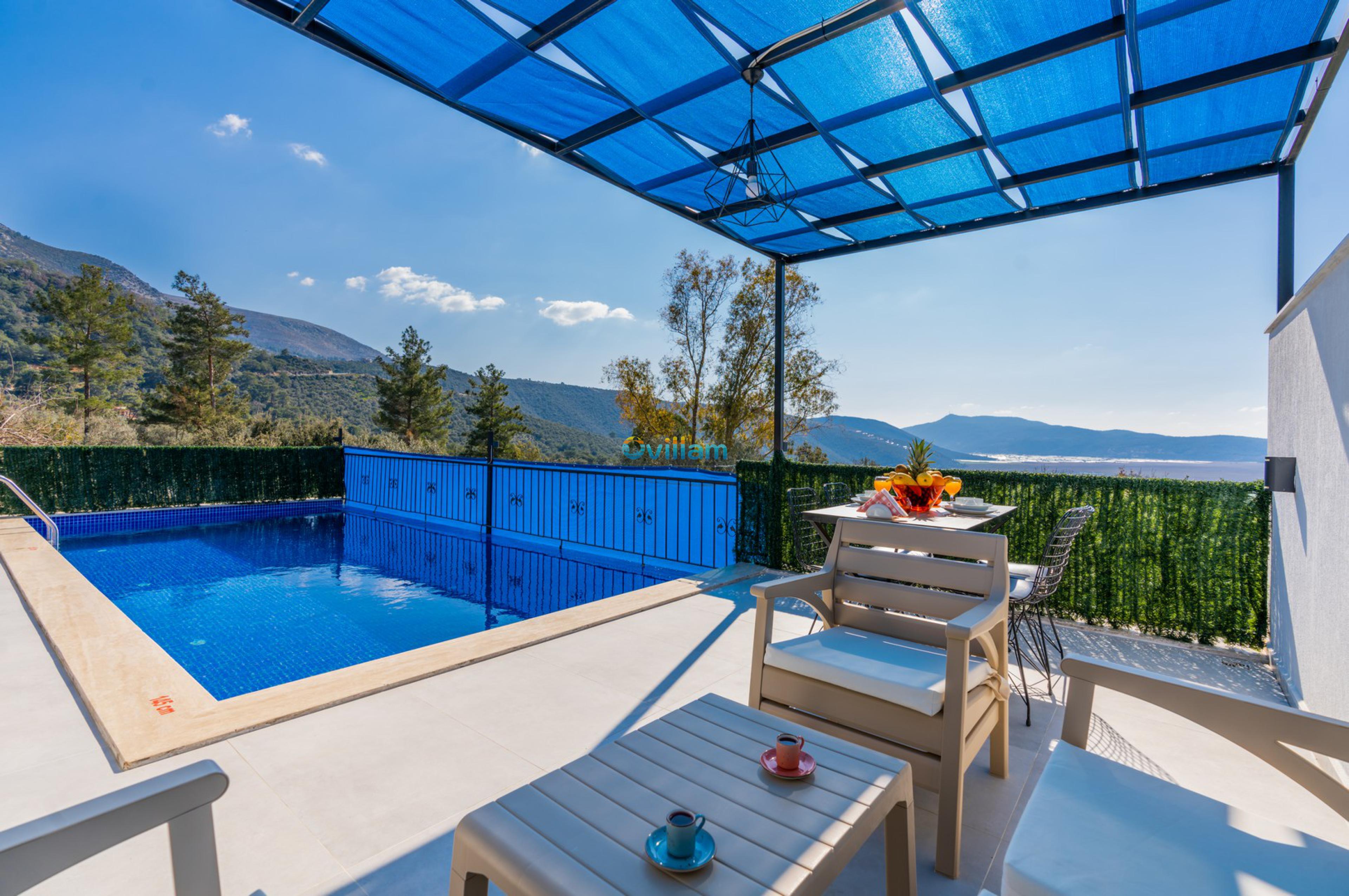 ViLLA-ROSE-cAYKoY_00016_579.jpg