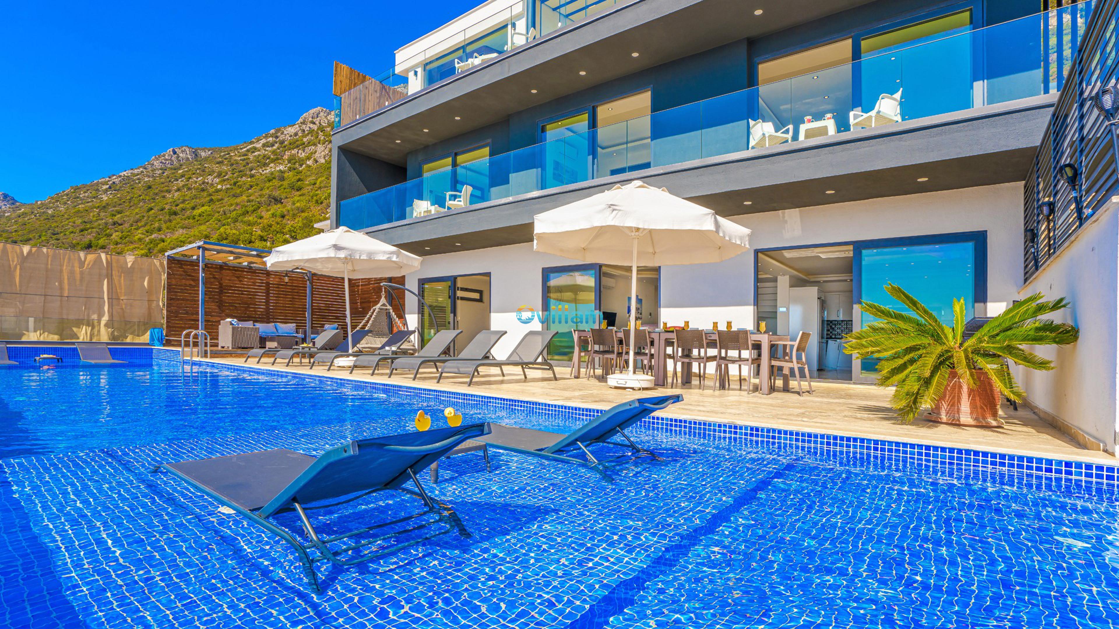 Mega-Villa_00003_70.jpg