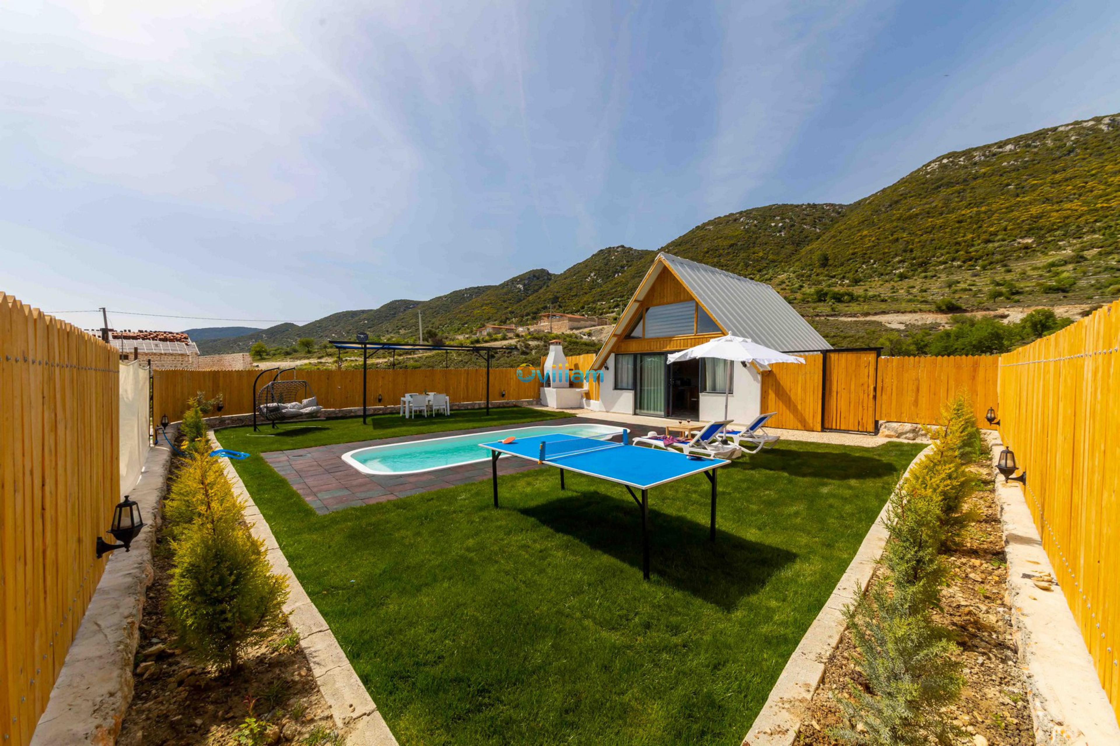 villa-mentes-4_580.jpg