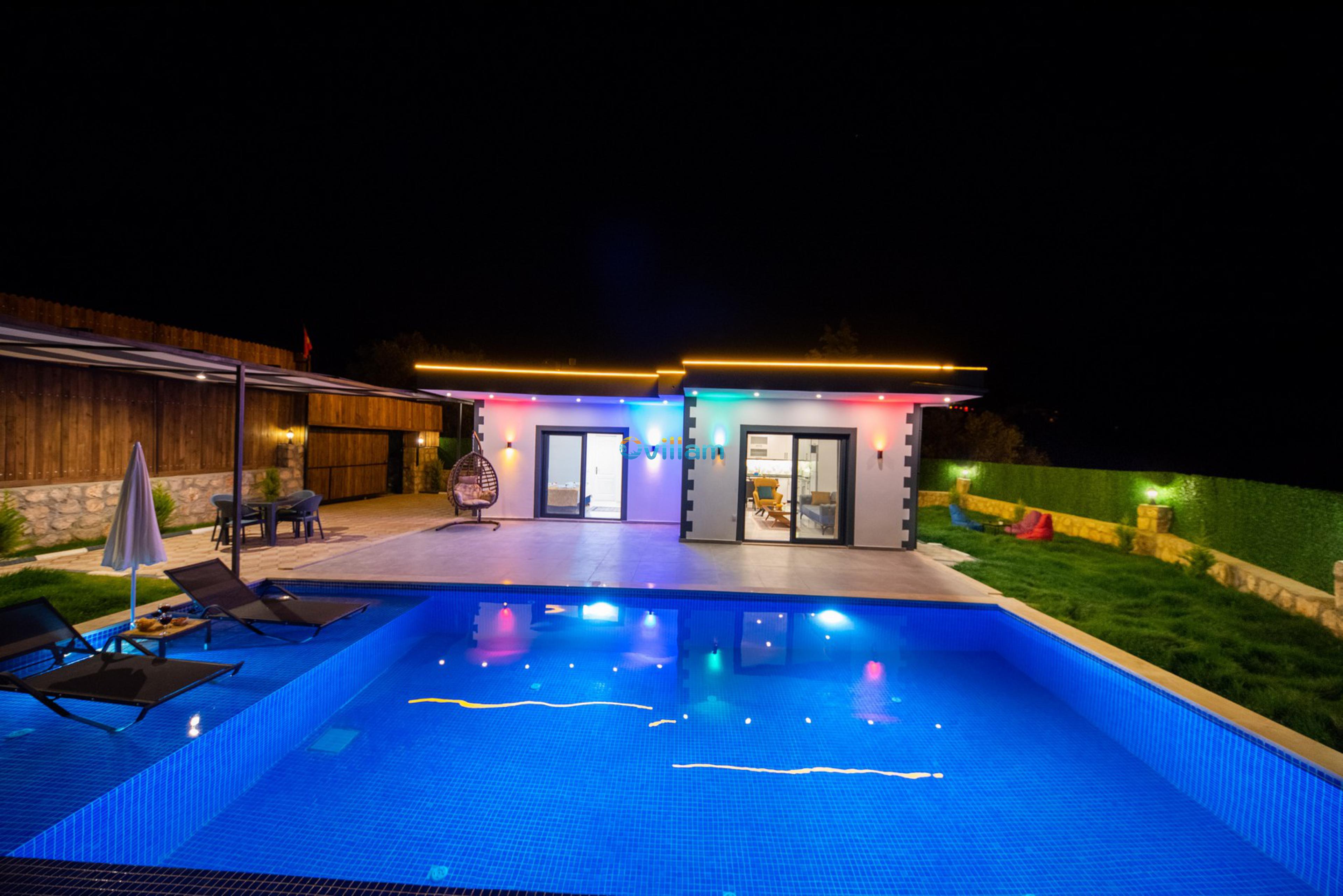 villa-iron-57_615.jpg