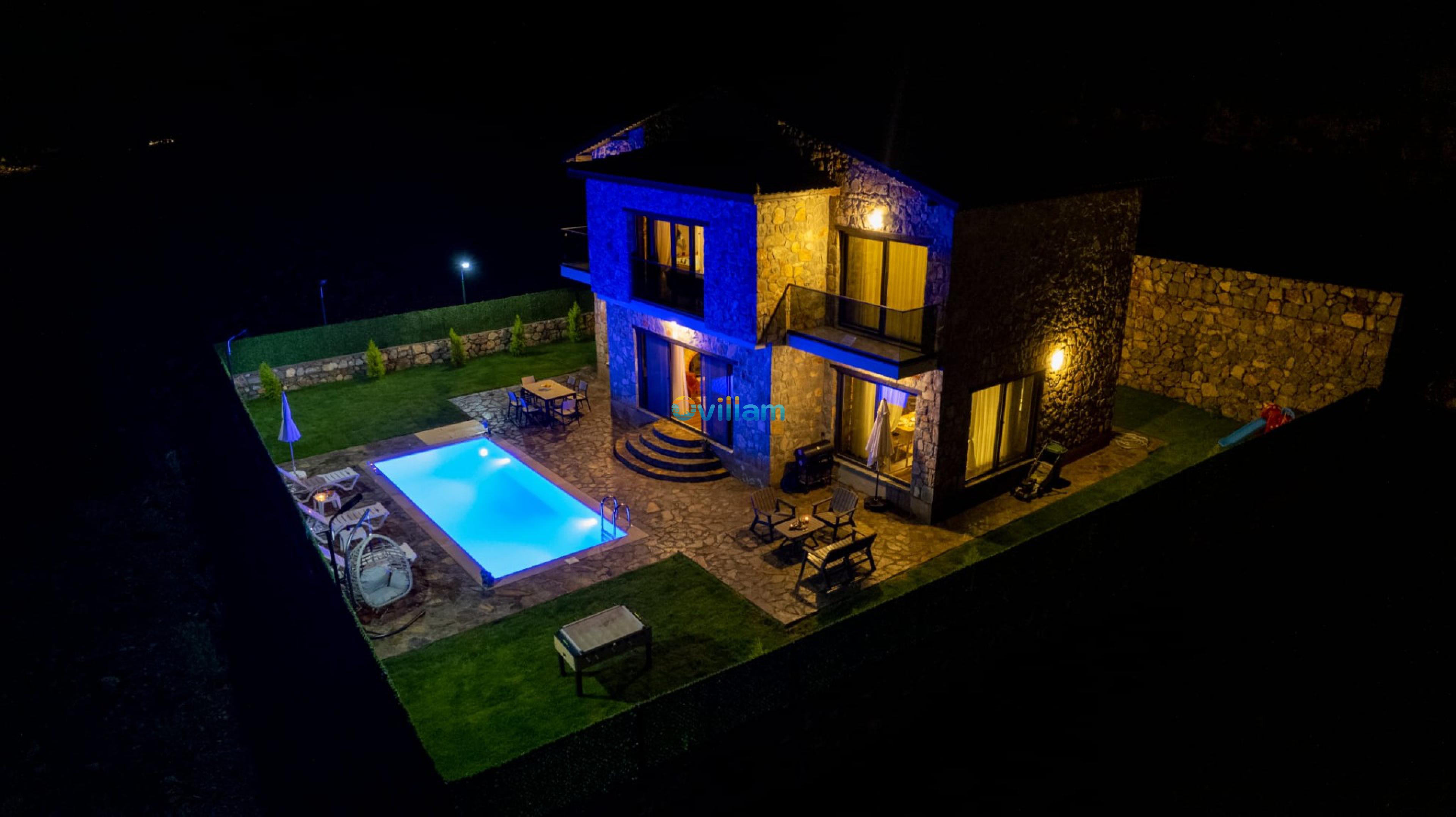 Villa-Edoy-5_425.jpeg