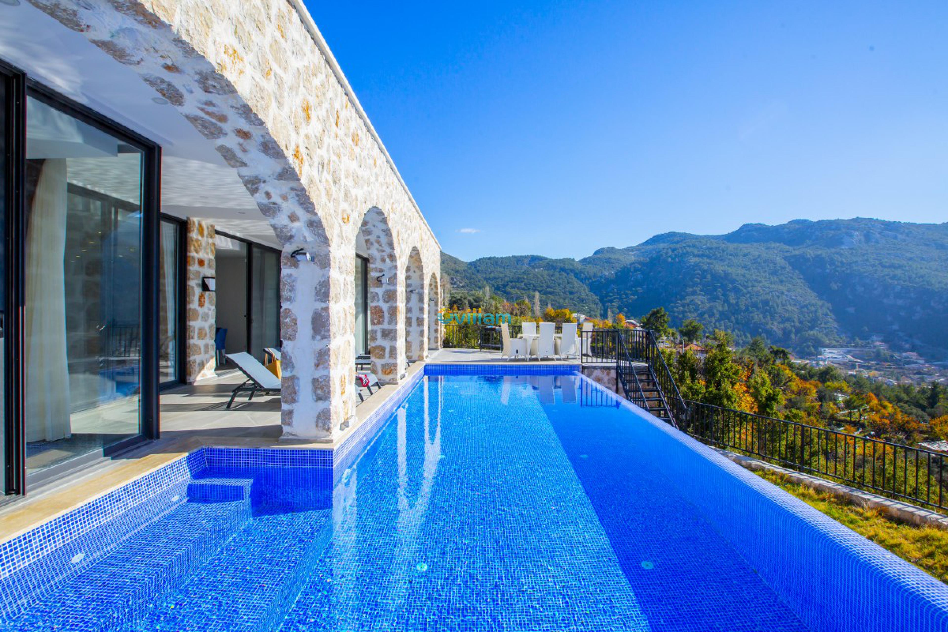 villa-royal-8-ovillam-8_1200x800_58.jpg