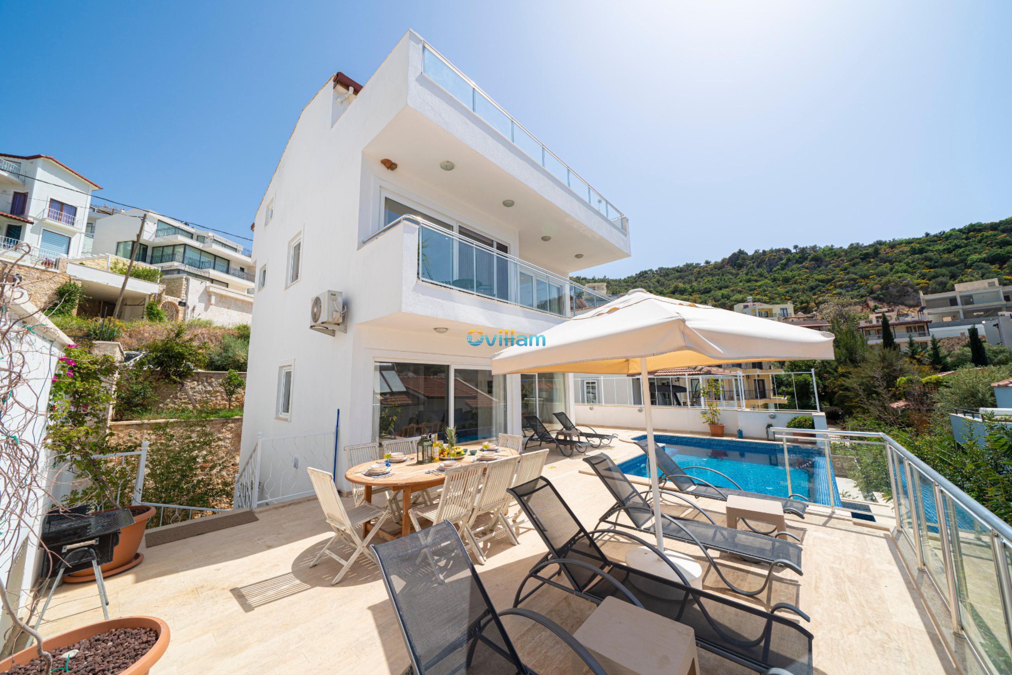 Ovillam_Villa_Berry-13_140.jpg