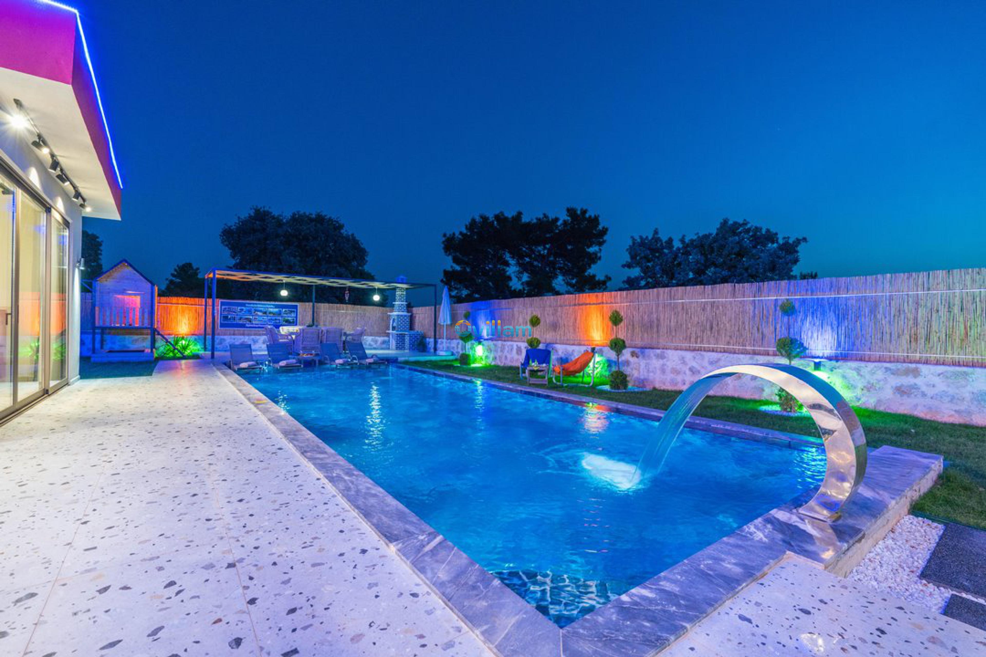 ovillam_villa_sanzelize-71_961.jpg