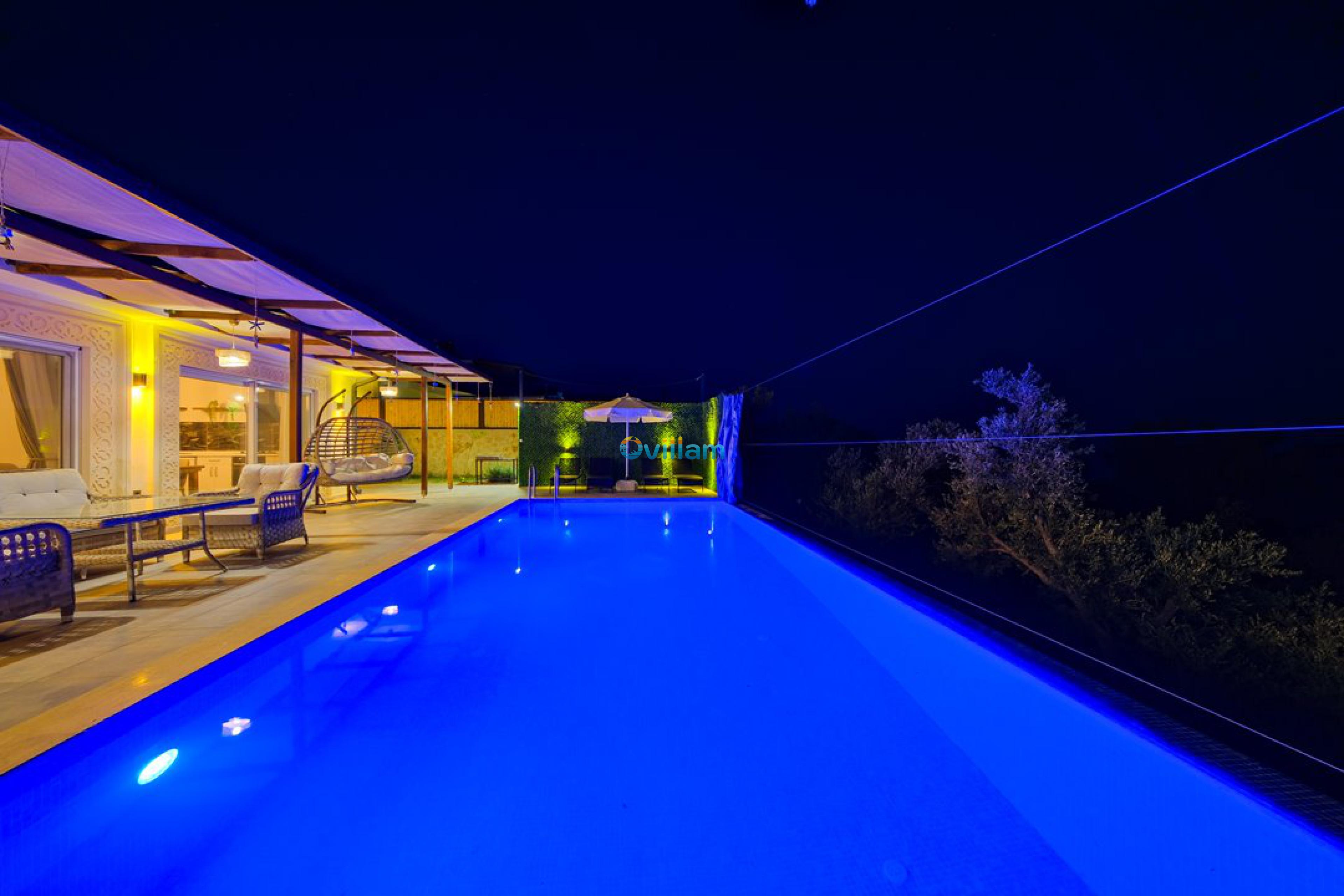 ovillam_villa_moon_1-10_502.jpg