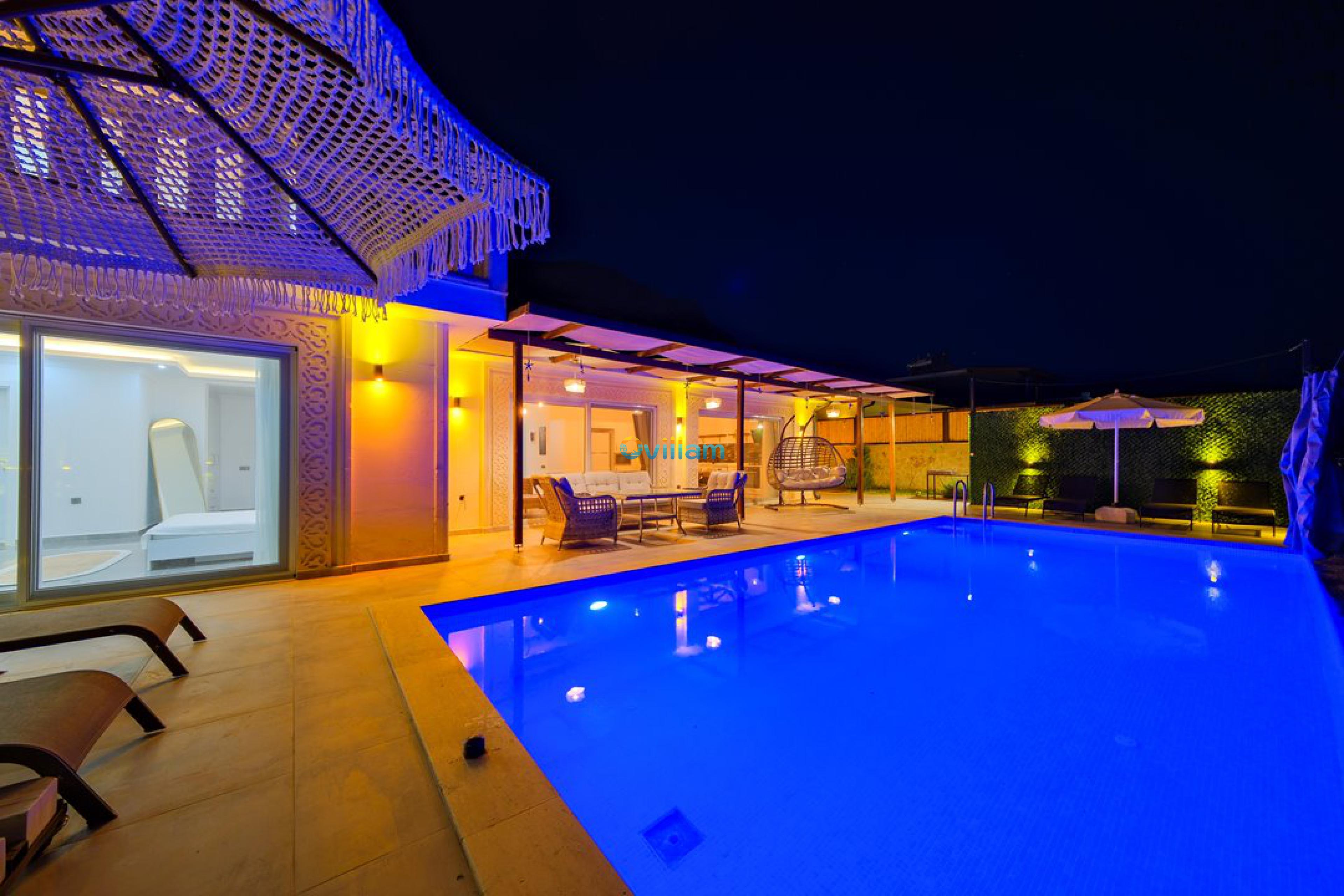 ovillam_villa_moon_1-11_711.jpg