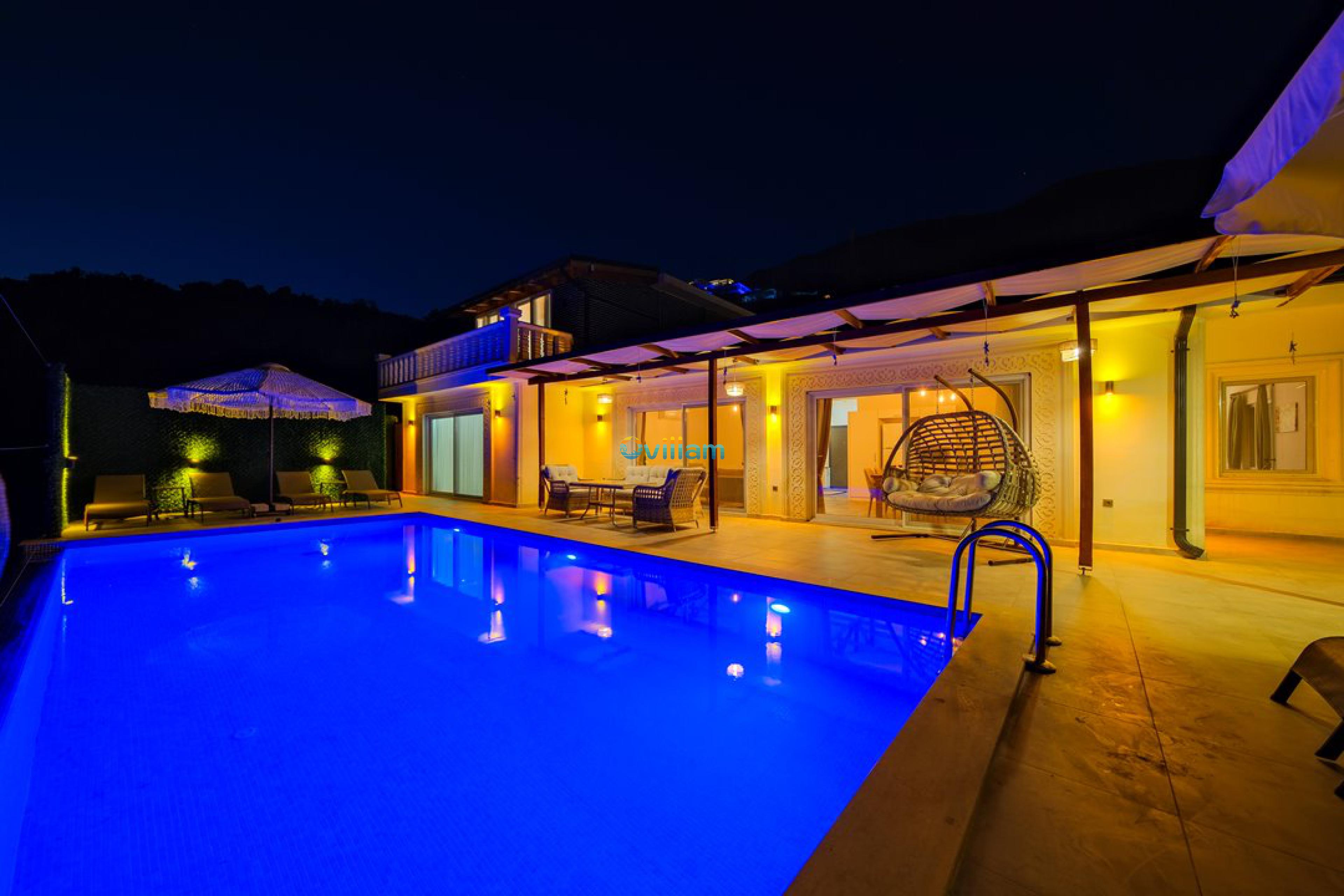 ovillam_villa_moon_1-1_339.jpg