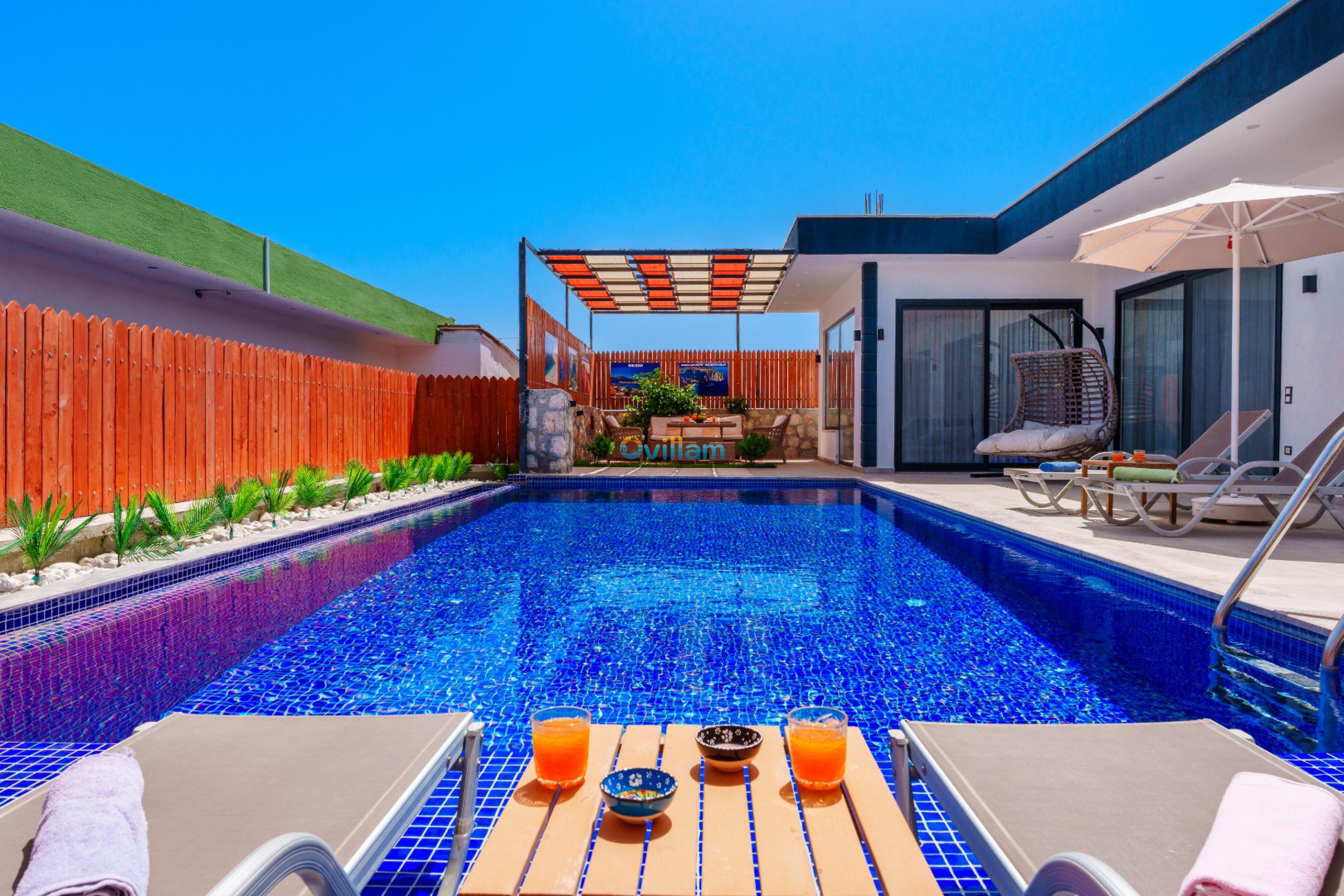 Ovillam-Villa-Operator4_695.jpg