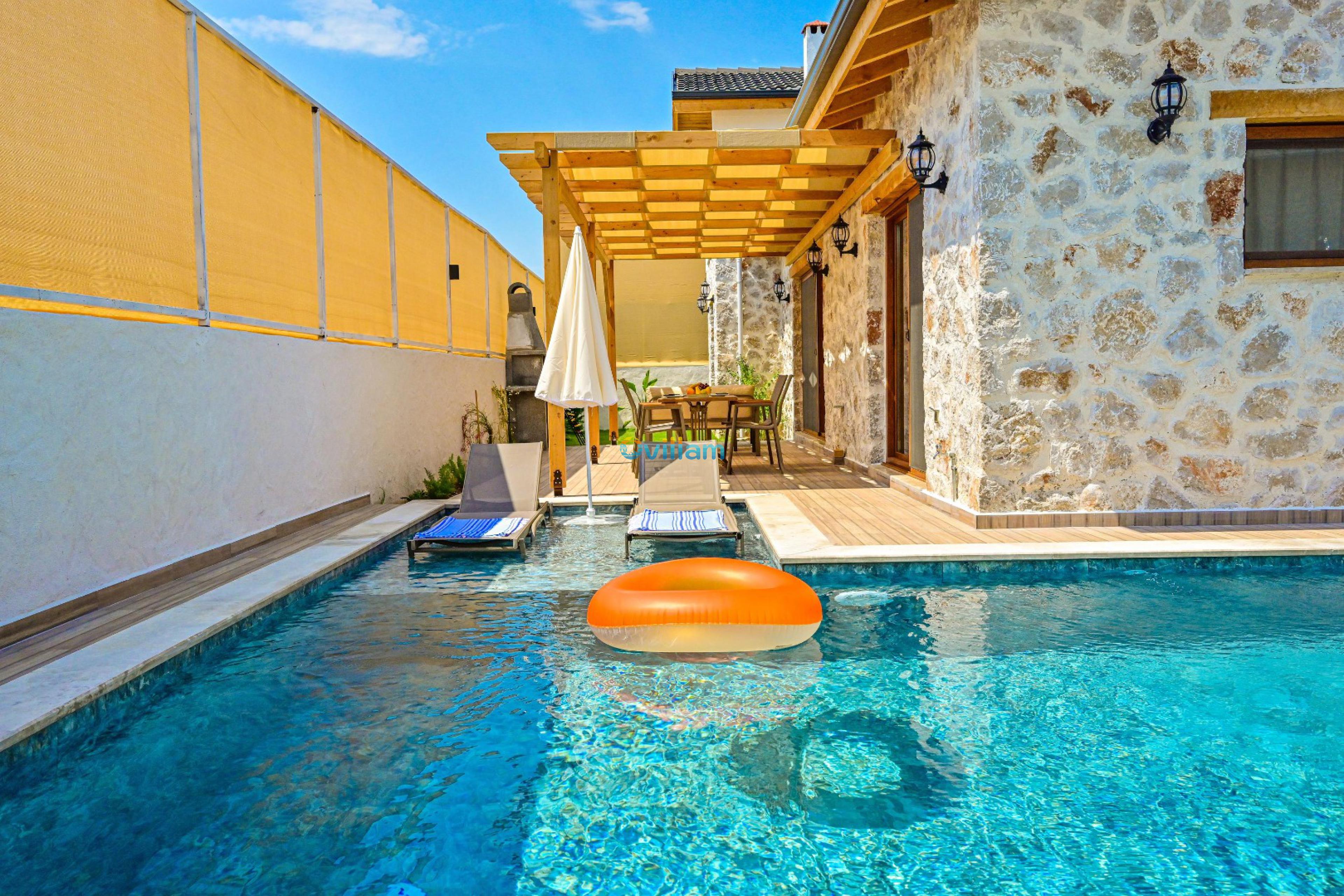 Ovillam-Villa-Canozu-530_326.jpg