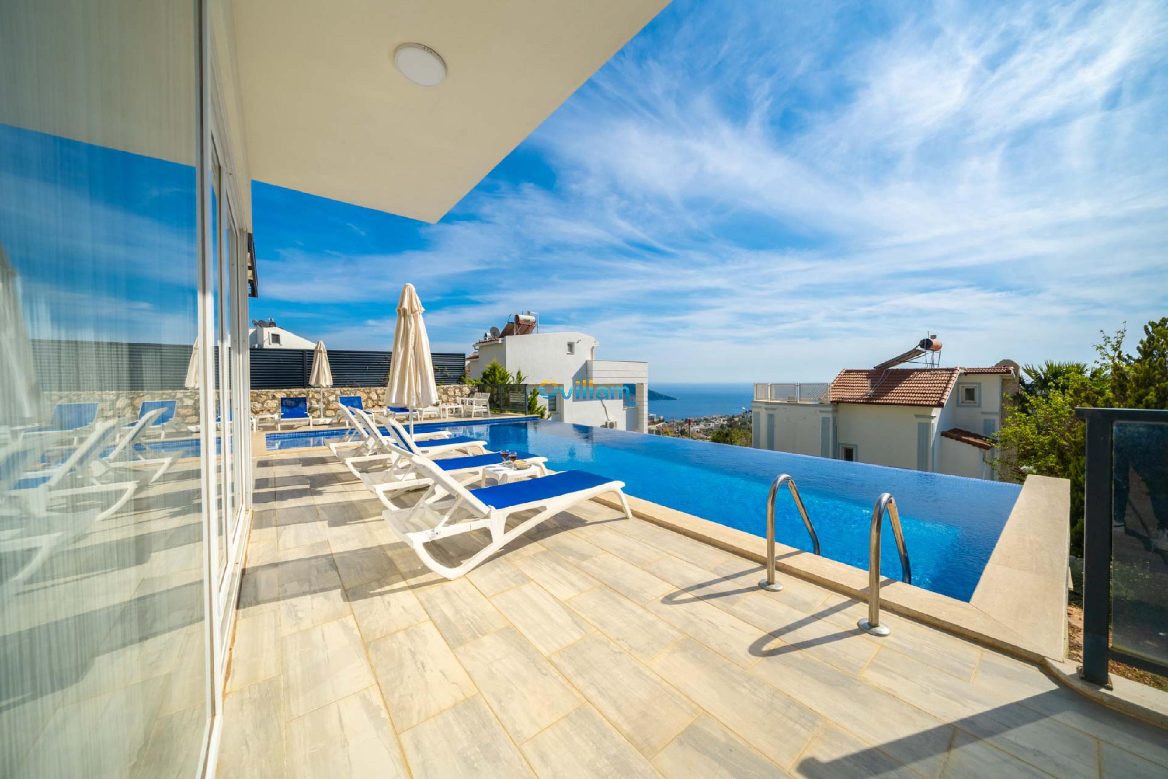 villa-platos-65_495.jpg