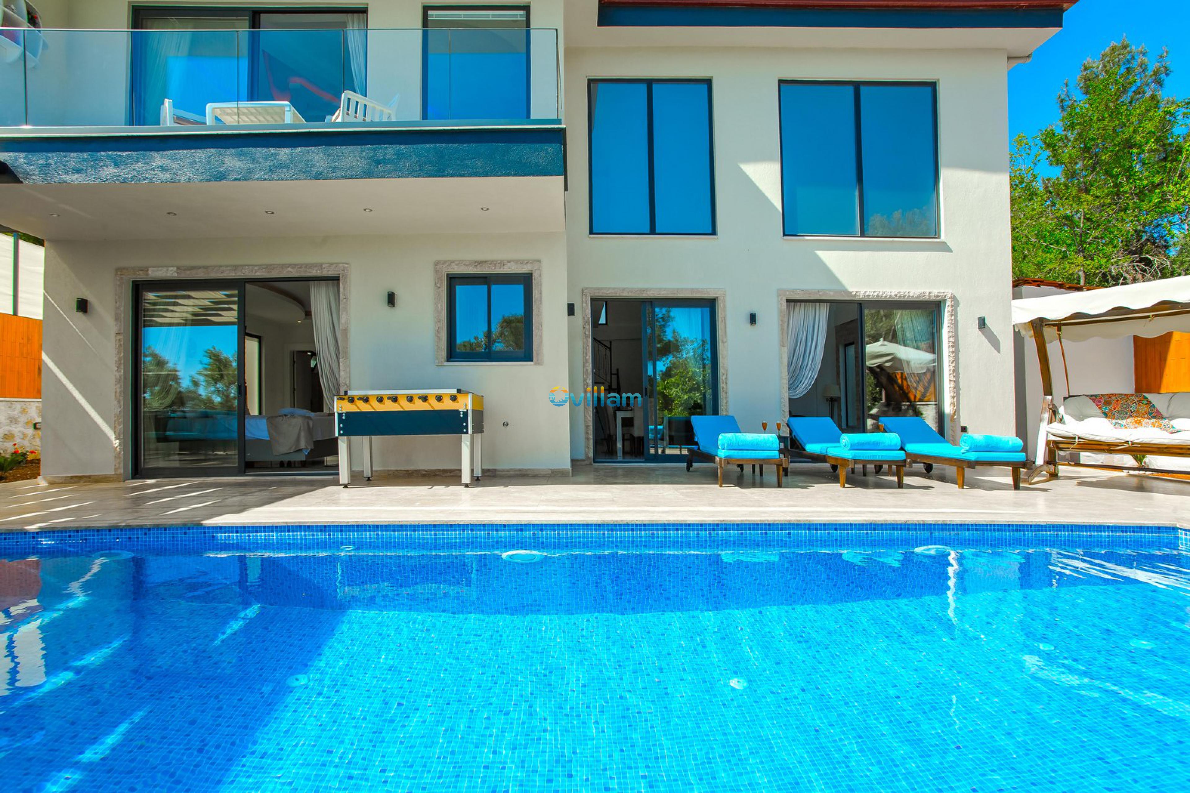 Peso-De-Rico-Villa-48_1575x1050_450.jpg
