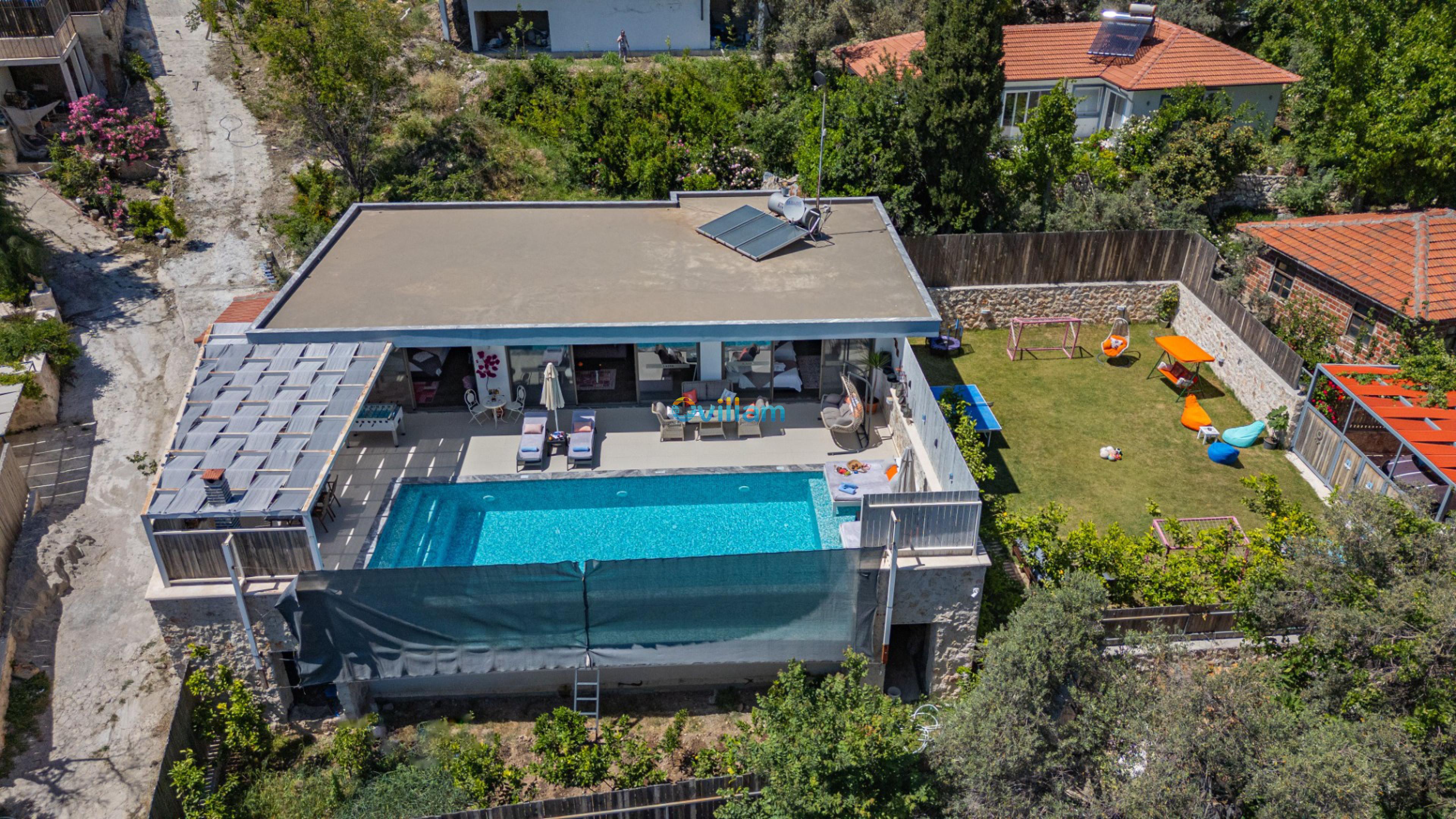 DJi_0747_704.jpg