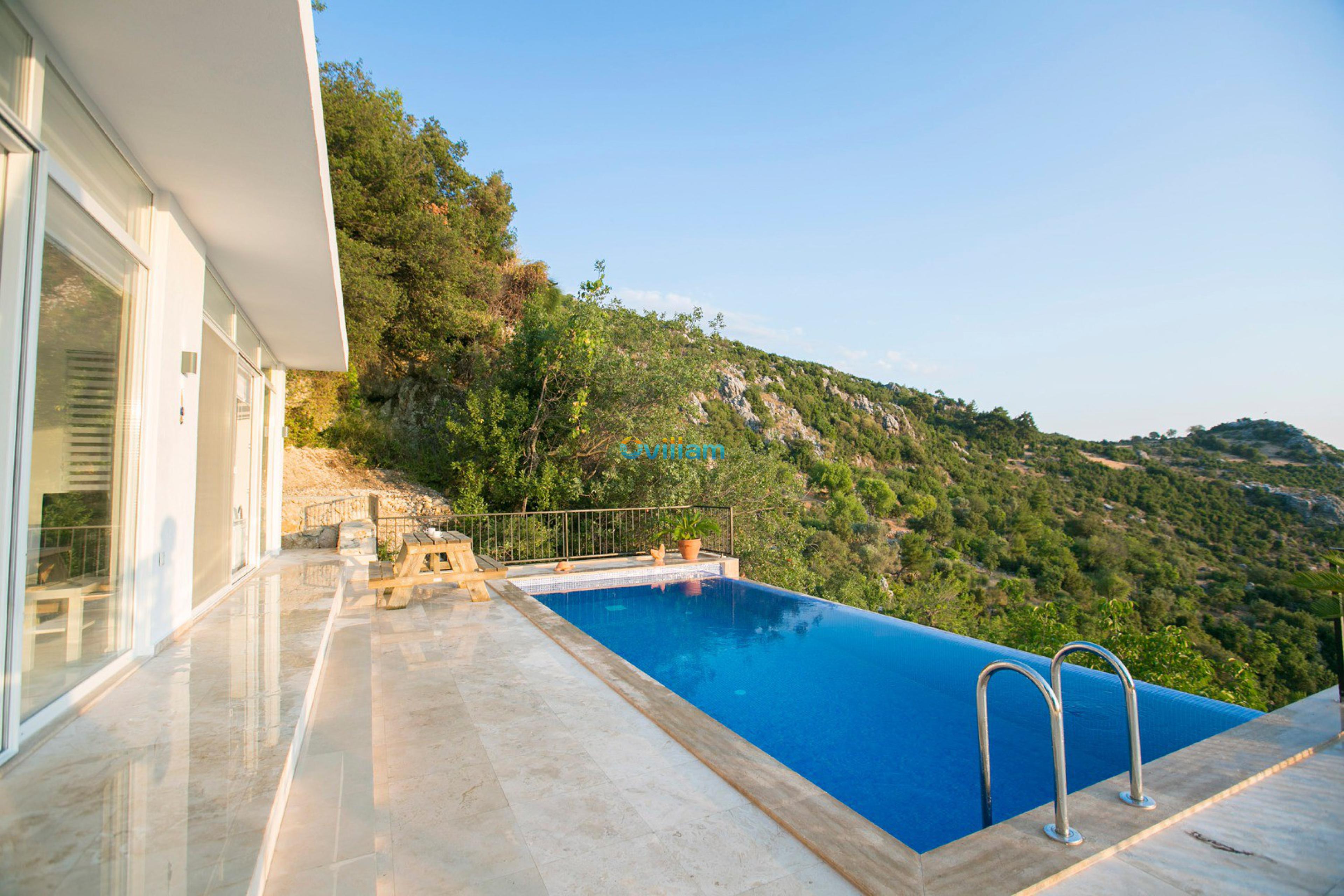 villa-sakir-islamlar-3-688.jpg