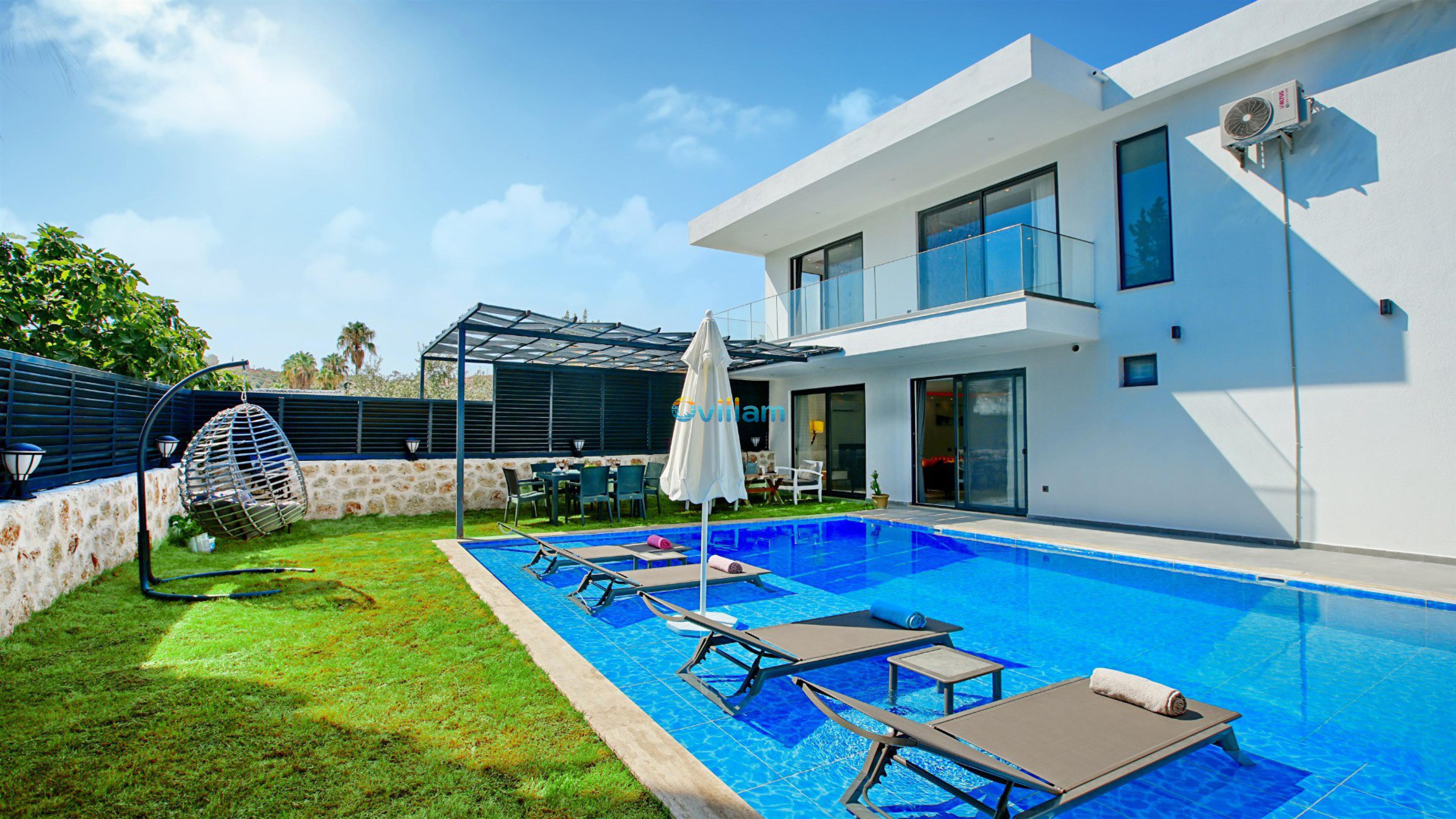 villa-silver-0-3806.jpg