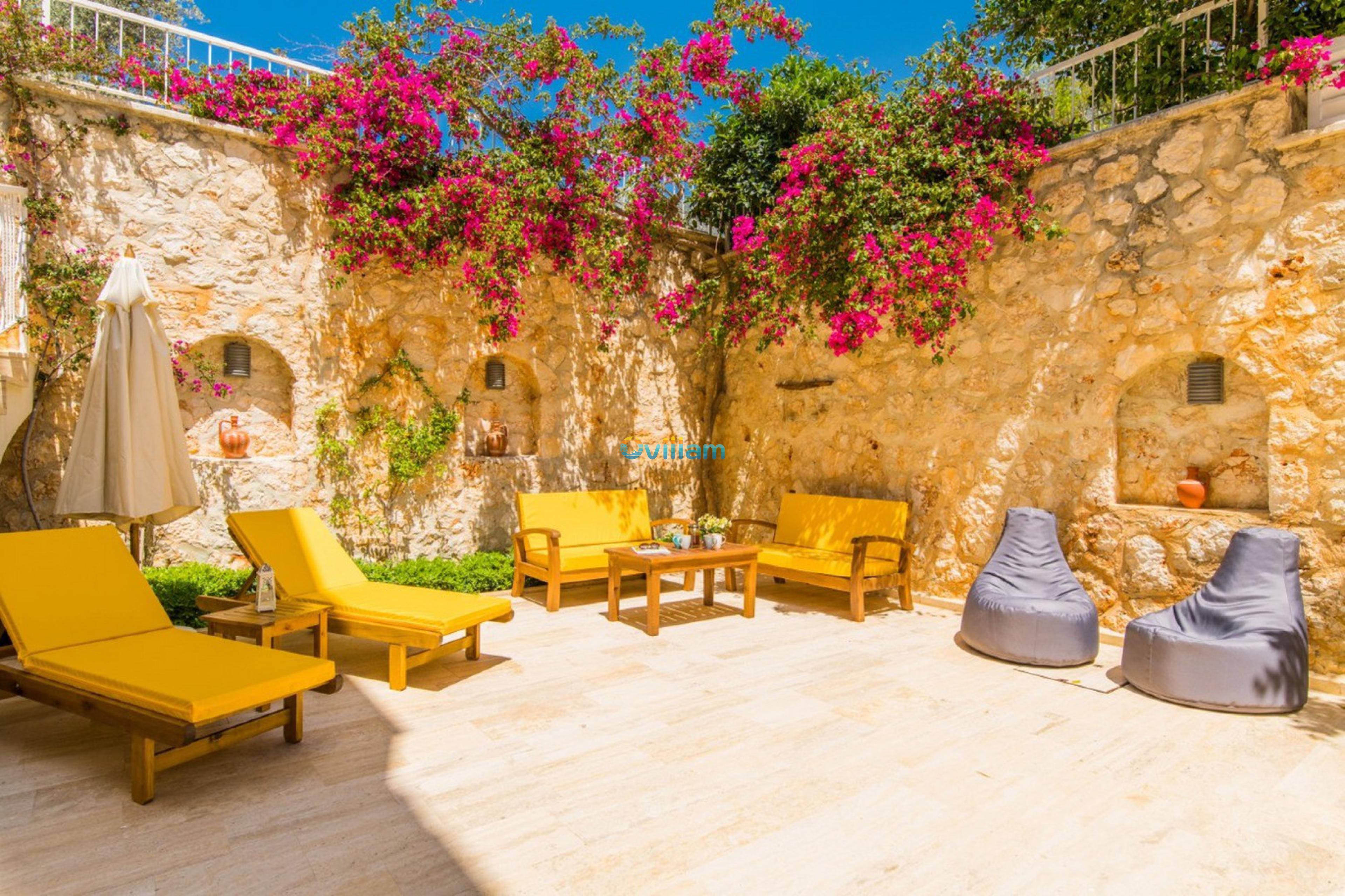 villa-garden-court-kalkan-4-1504.jpg