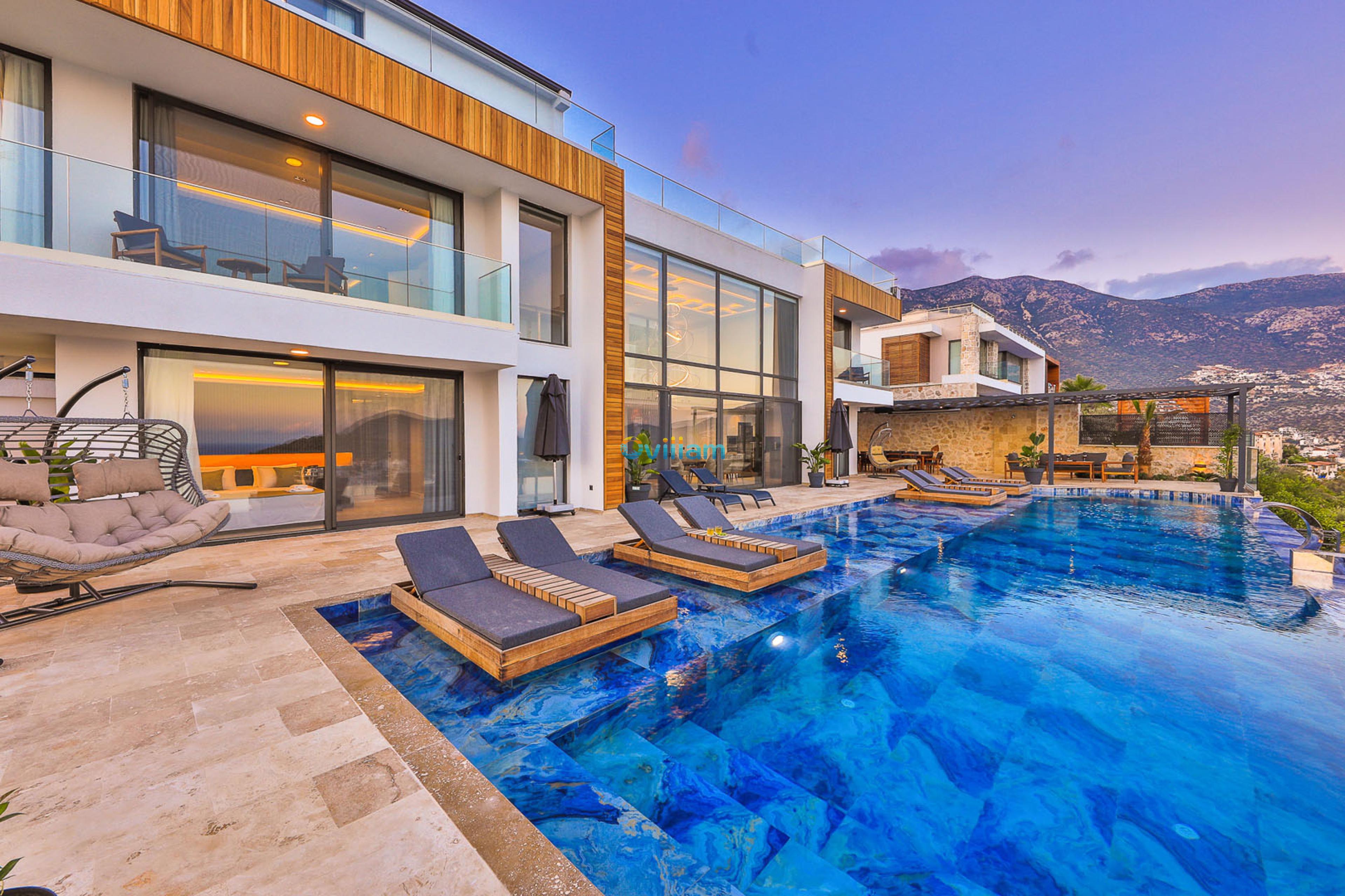 villa-royal-life-4-4969.jpg