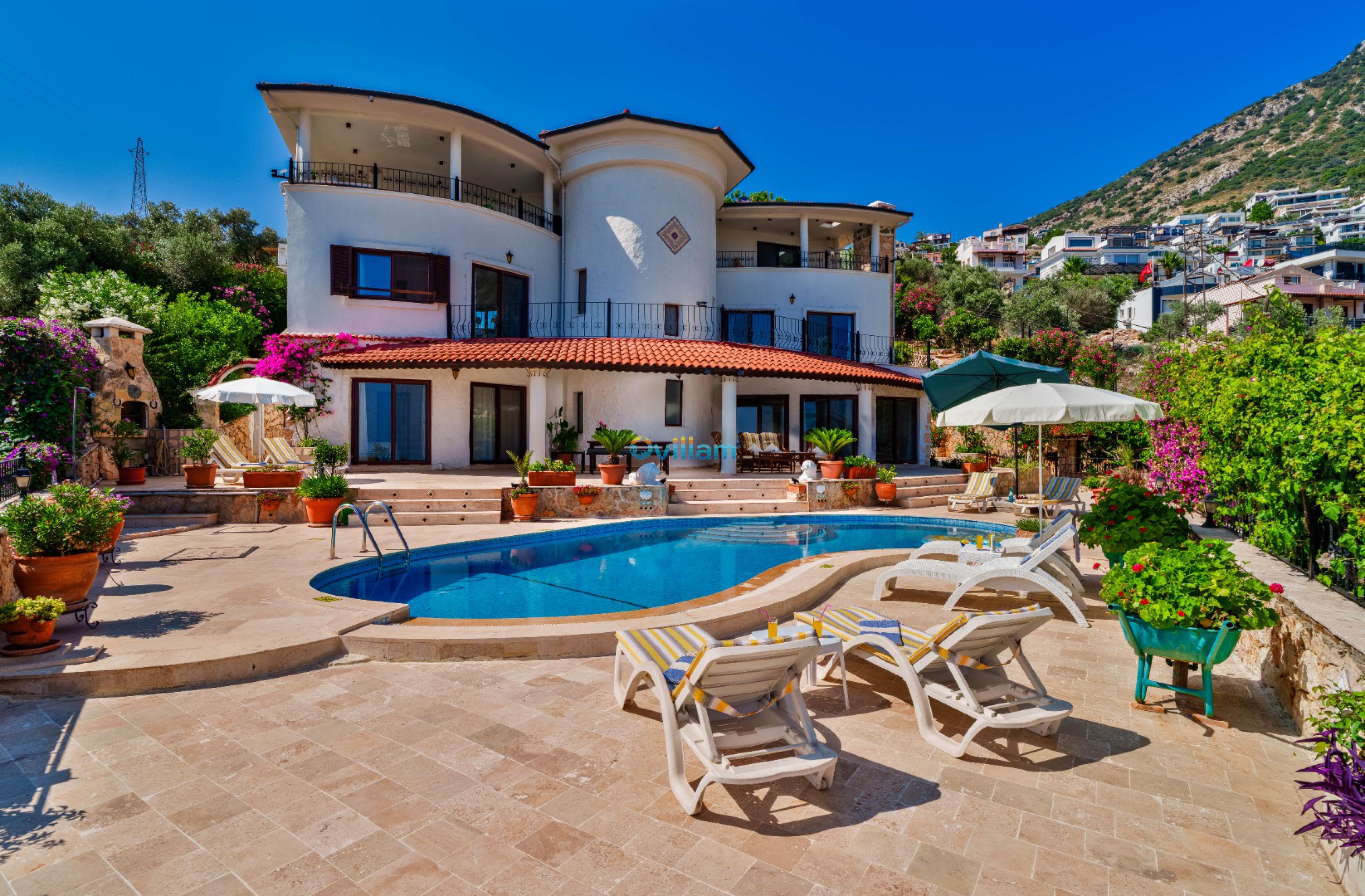 Ovillam-Villa-Atiye1_210.jpg