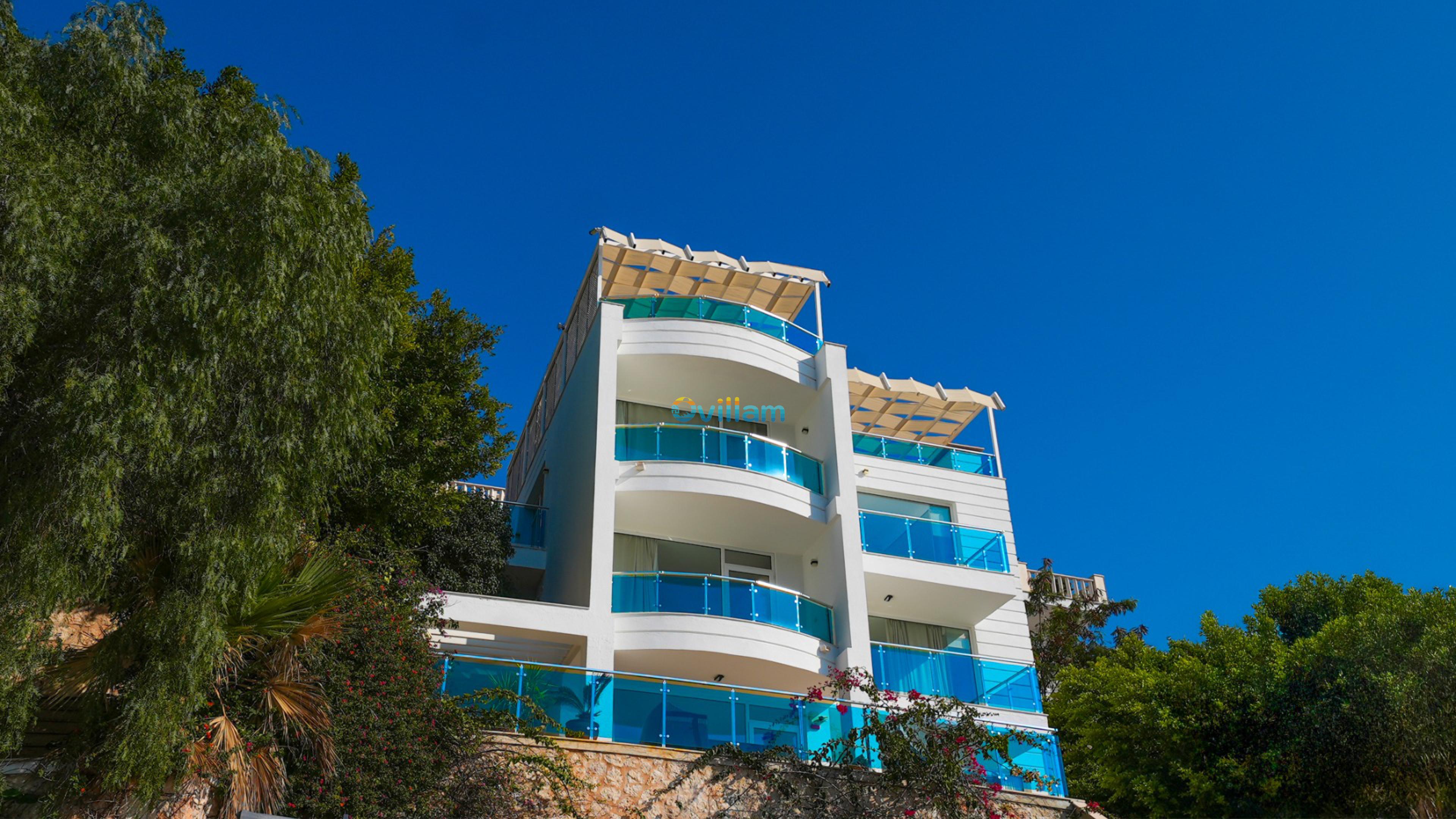 Ovillam-Villa-Blue-Diamond1_922.jpg