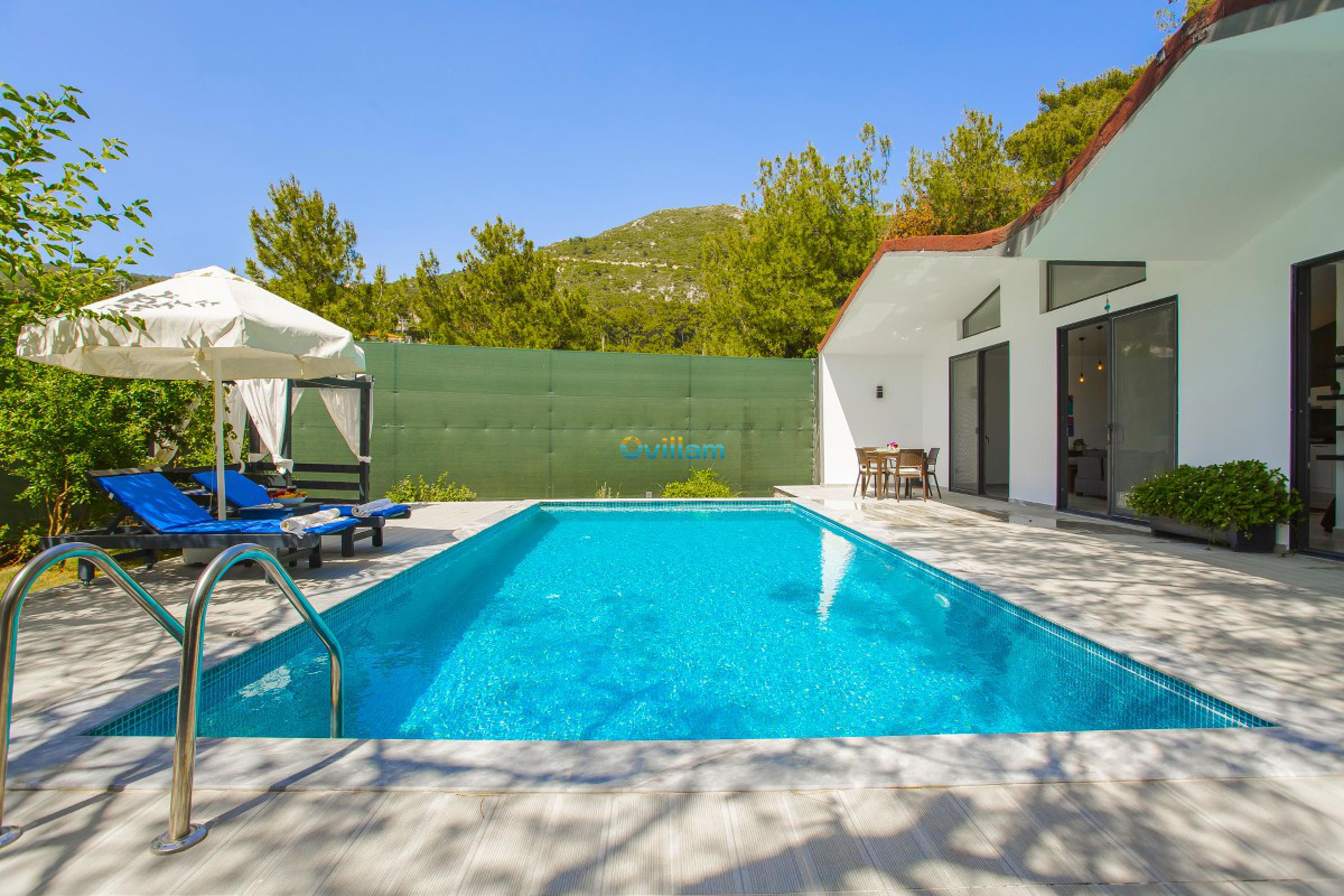 Sarp-Villa-Daylight-12_1200x800_766.jpg