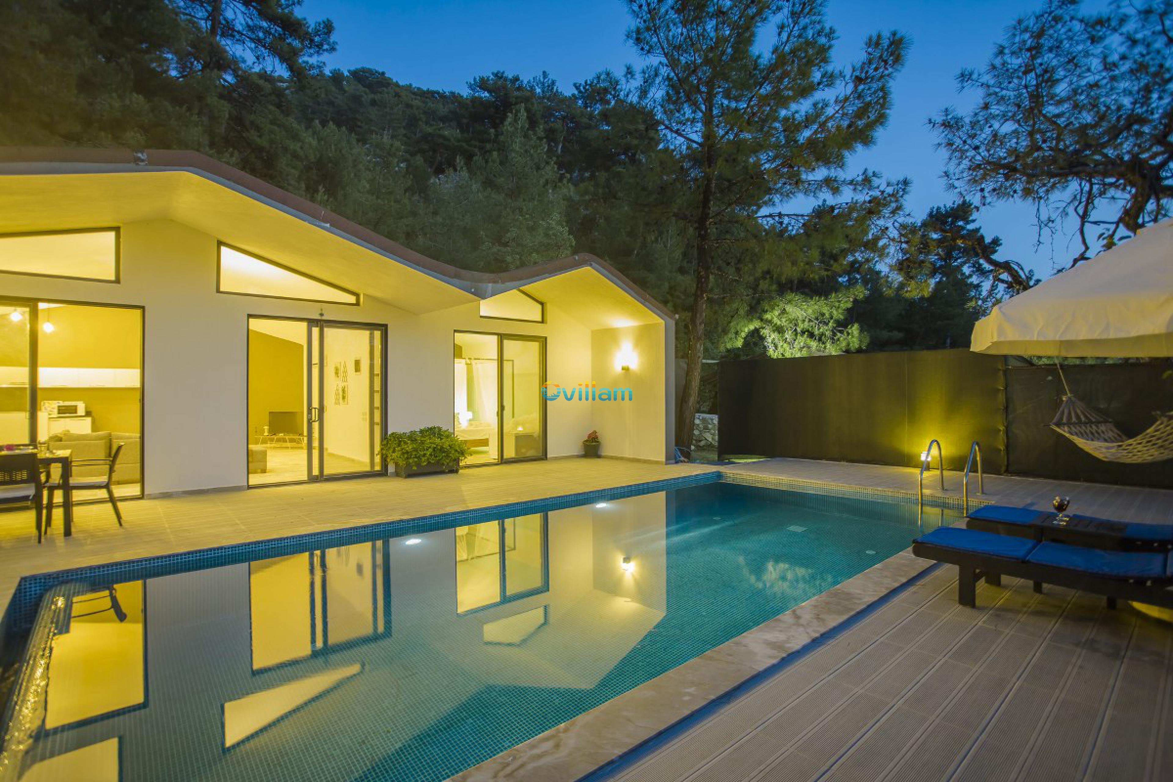 Sarp-Villa-Sunset-6_1200x800_953.jpg
