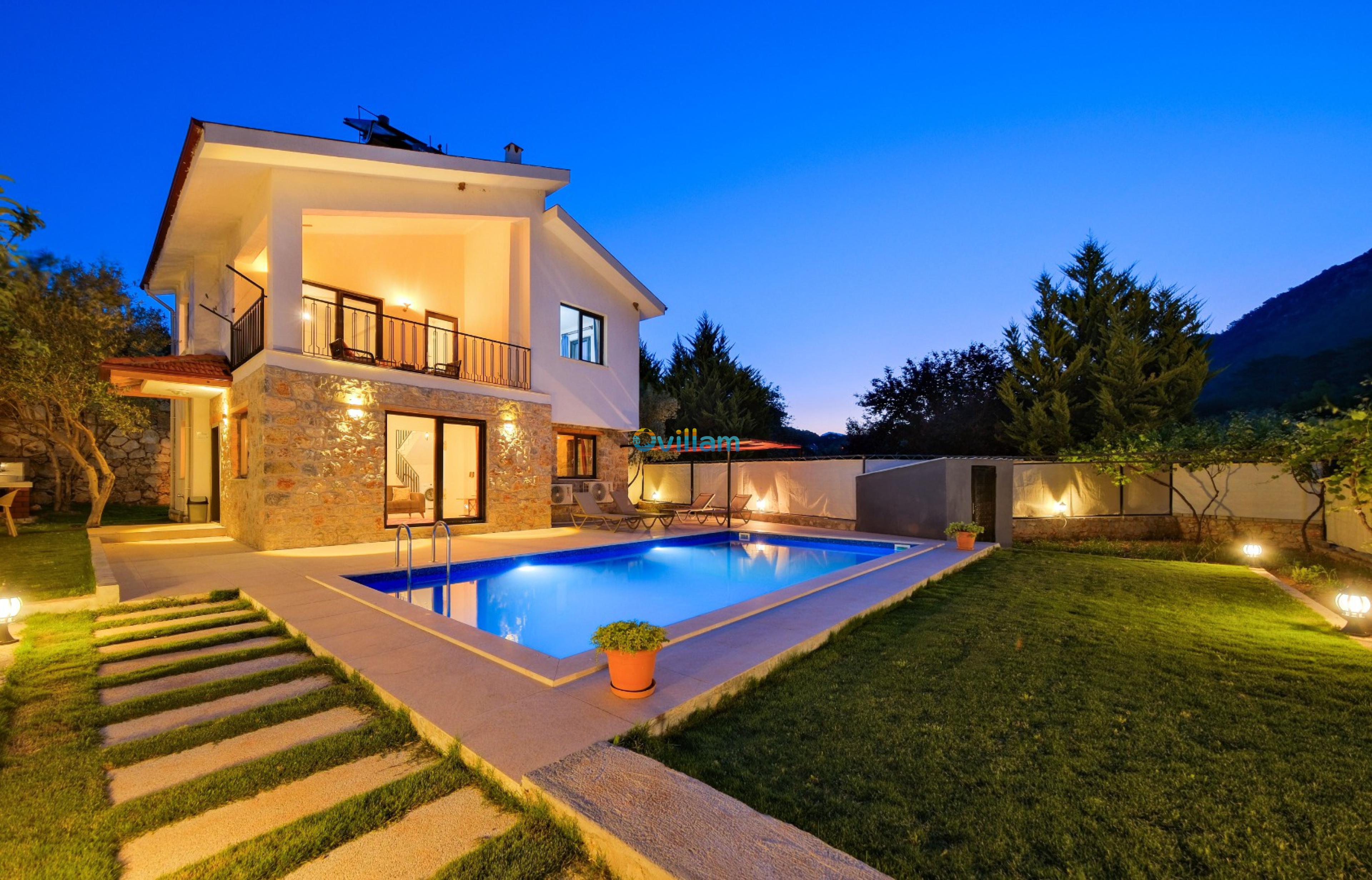 Gece-3_211.jpg