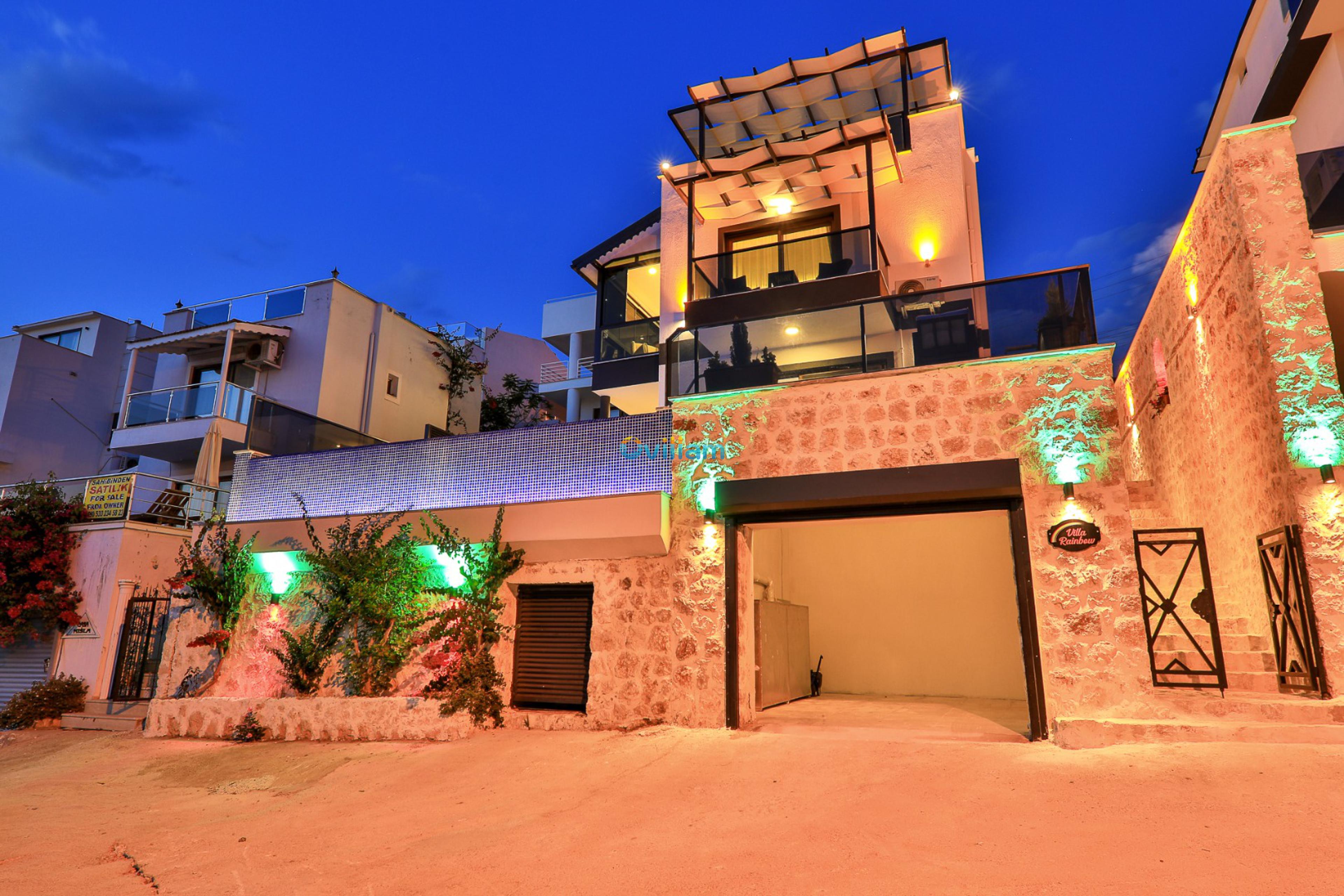 Ovillam_Villa_Rainbow-49_677.jpg
