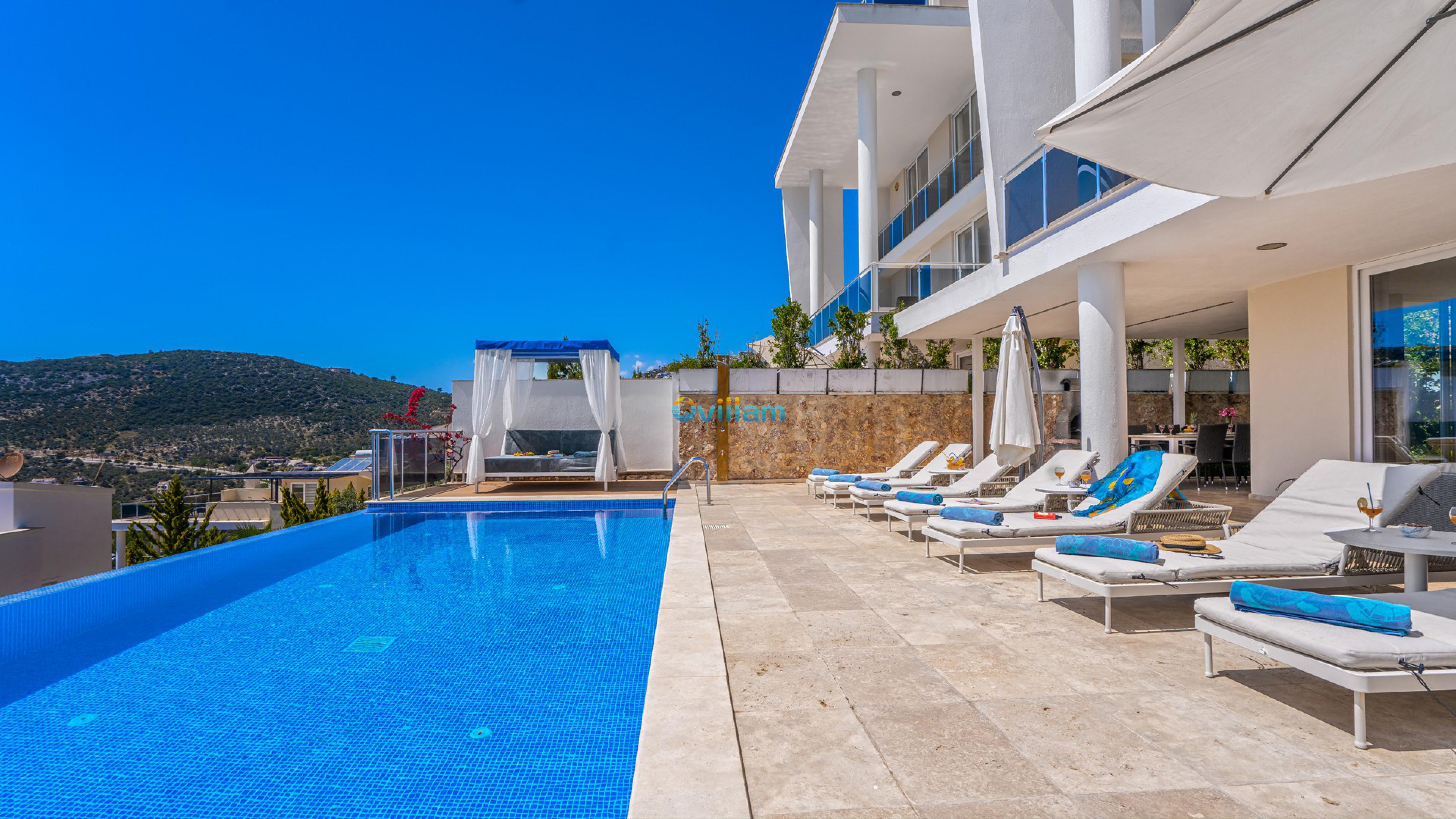 villa-blue-horizon-3-4868.jpg