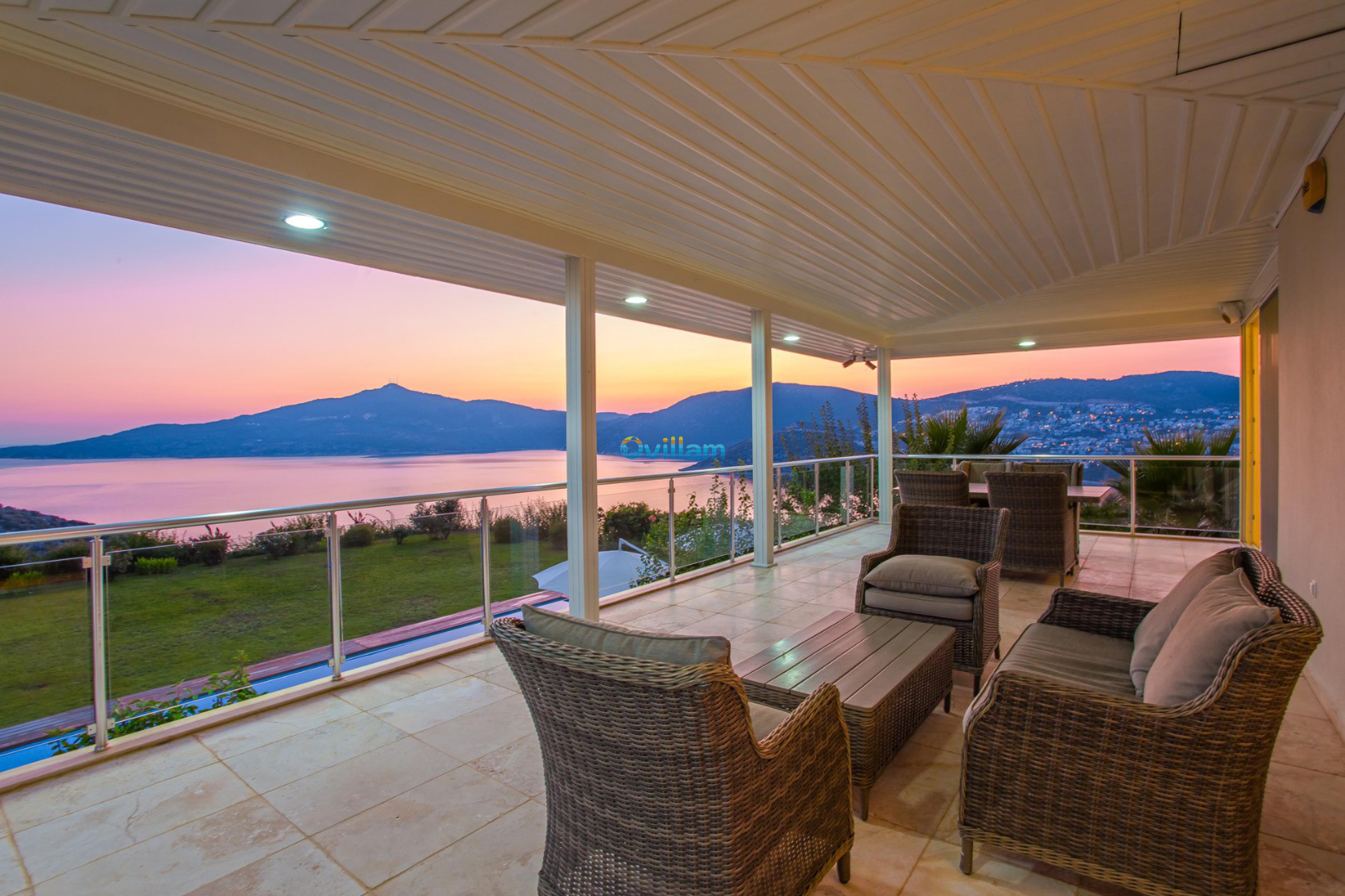 villa-just-4-6955.jpg