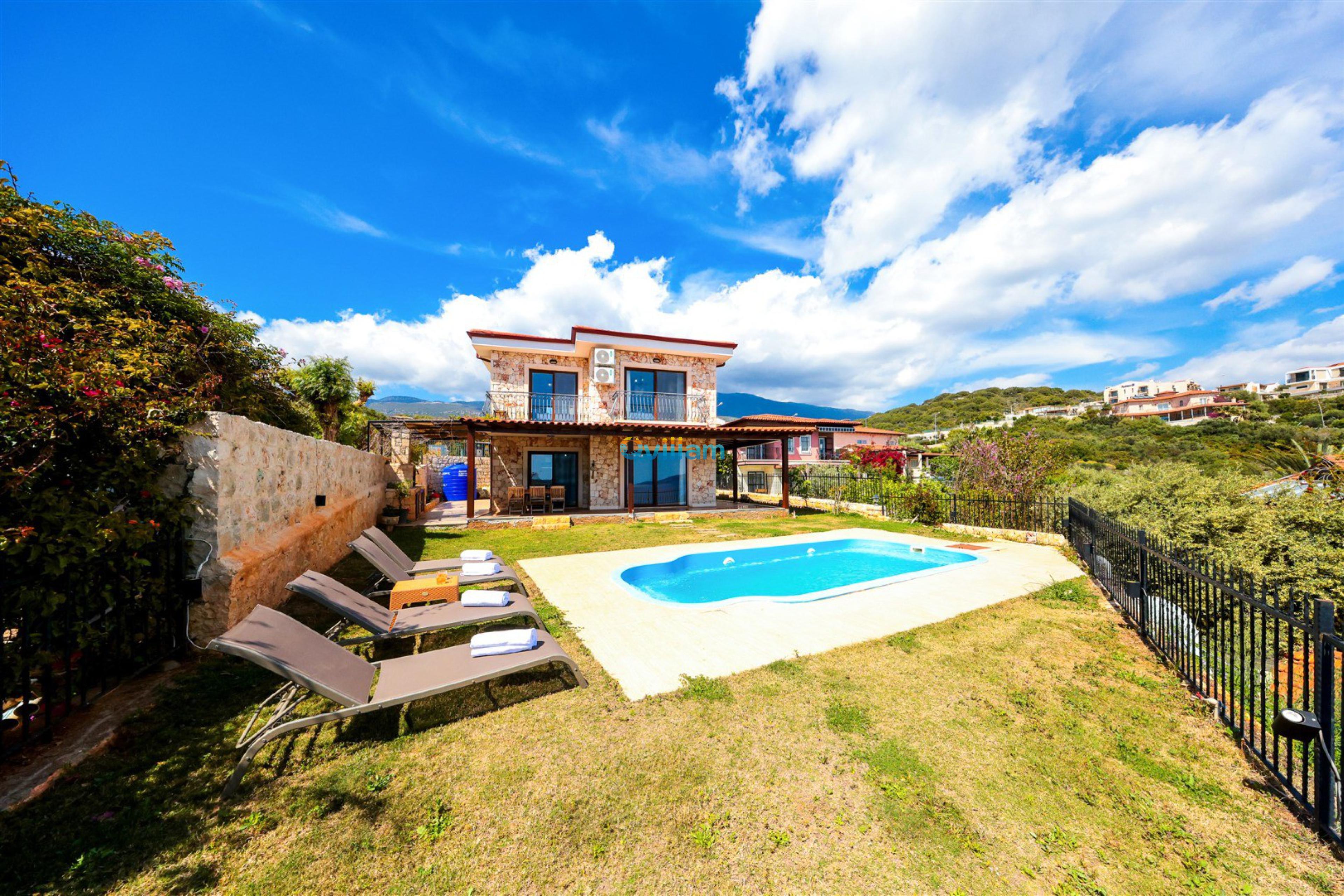 villa-meiza-1-9209.jpg