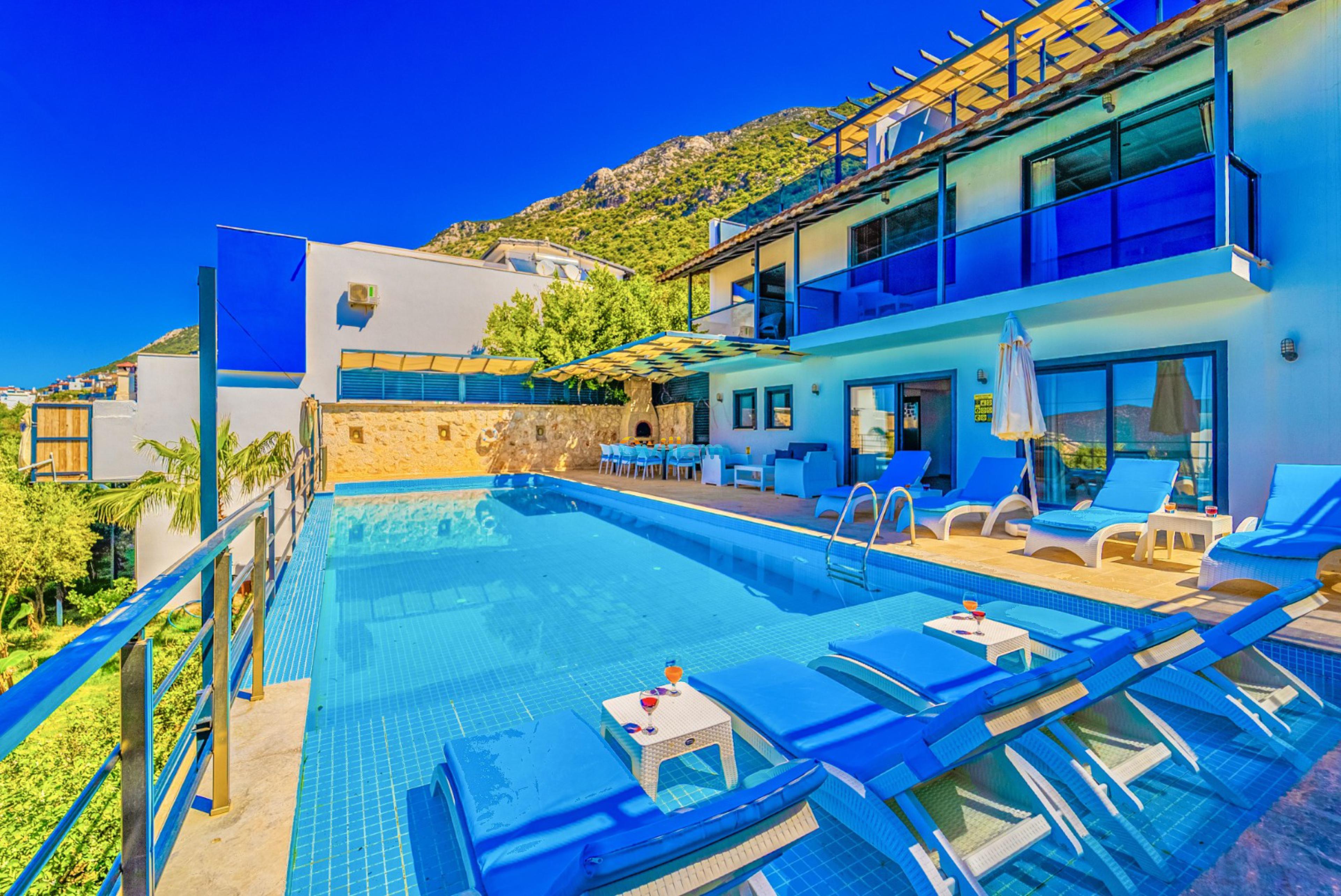 ovillam-villa-elmas-24_681.jpg