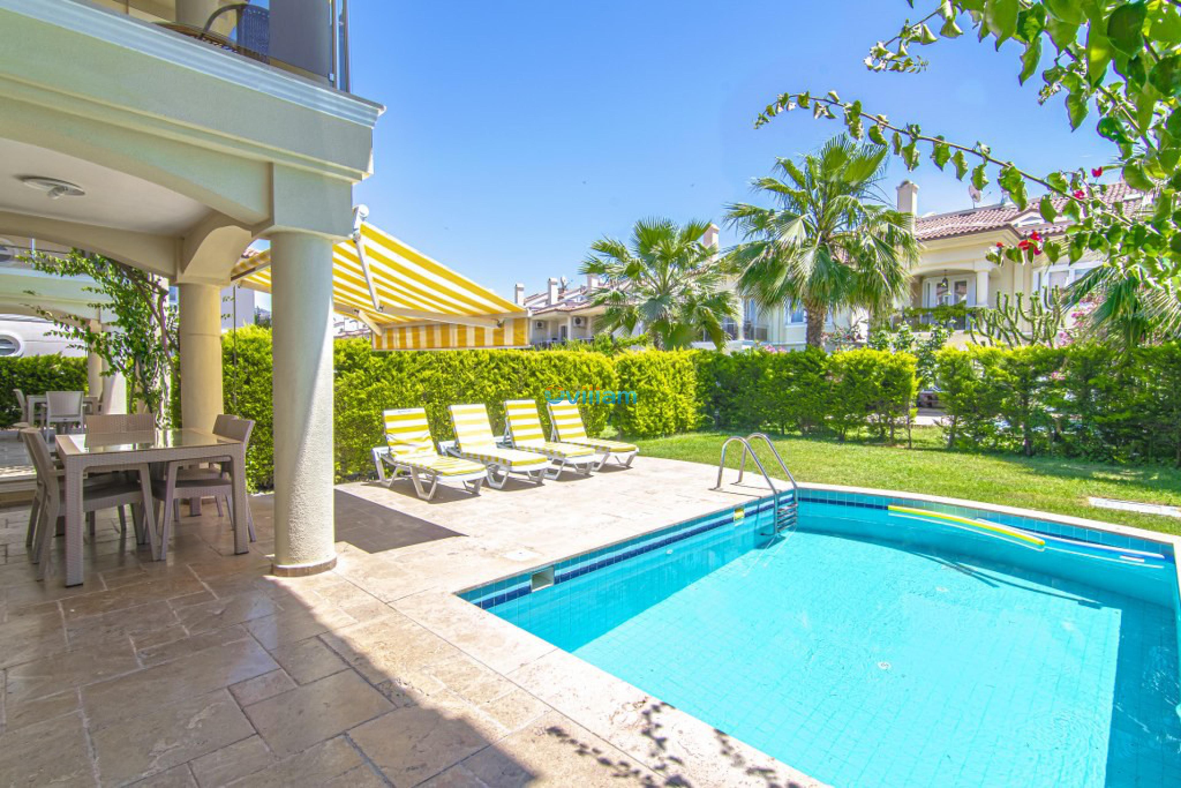 villa-pearl-8-3-5539.jpg