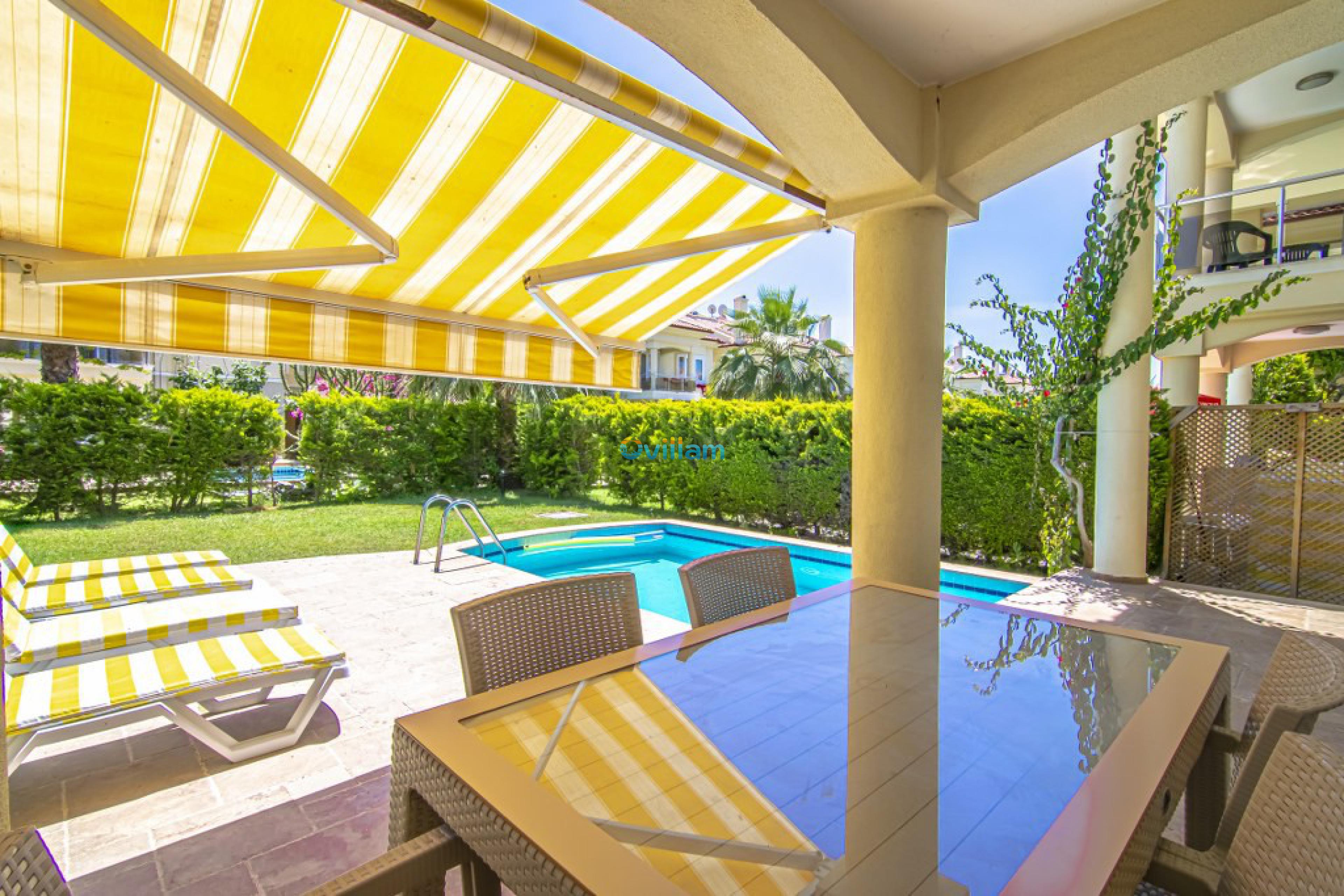 villa-pearl-8-4-8843.jpg