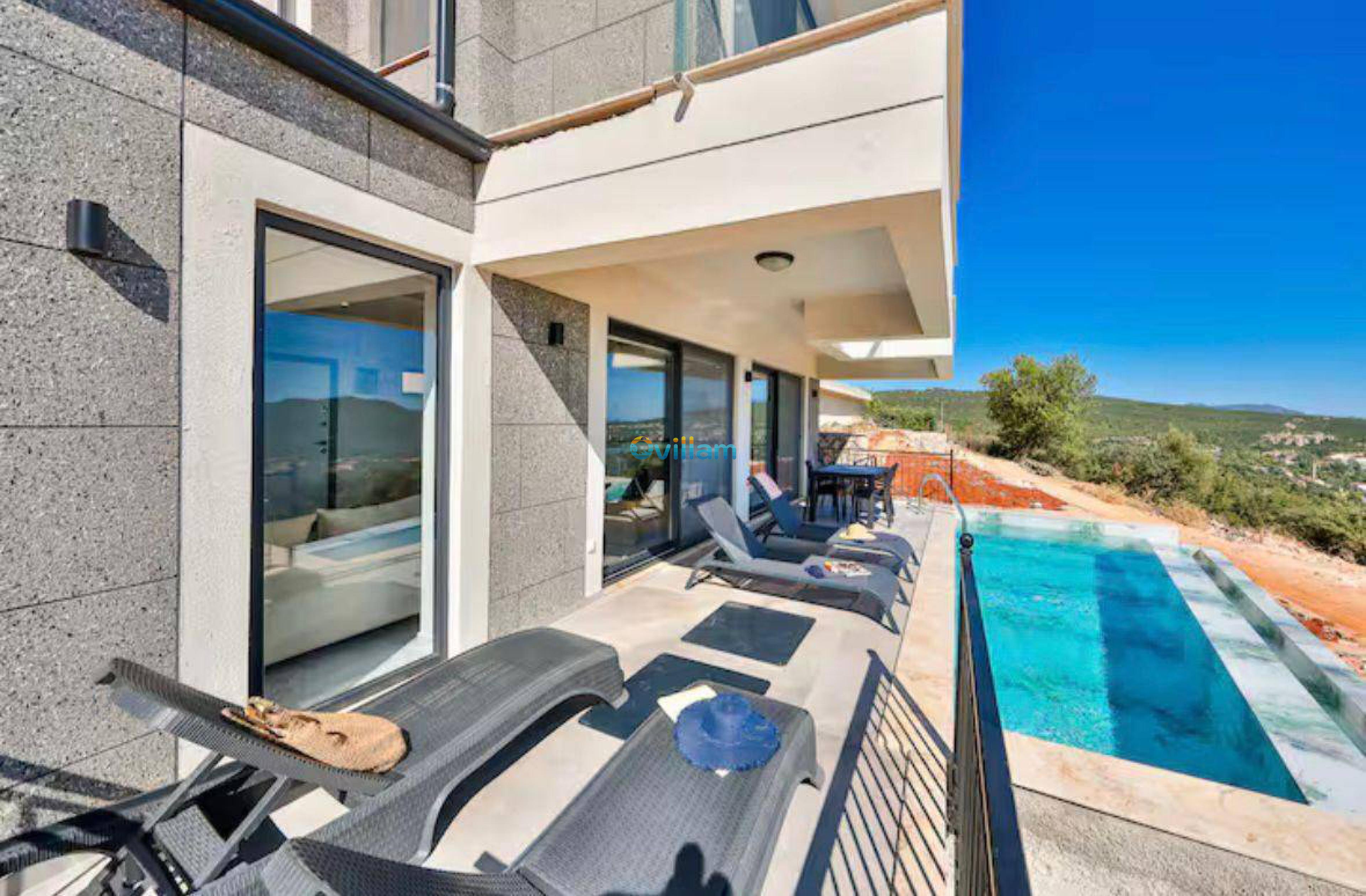 villa-skyblue-16_582.jpeg