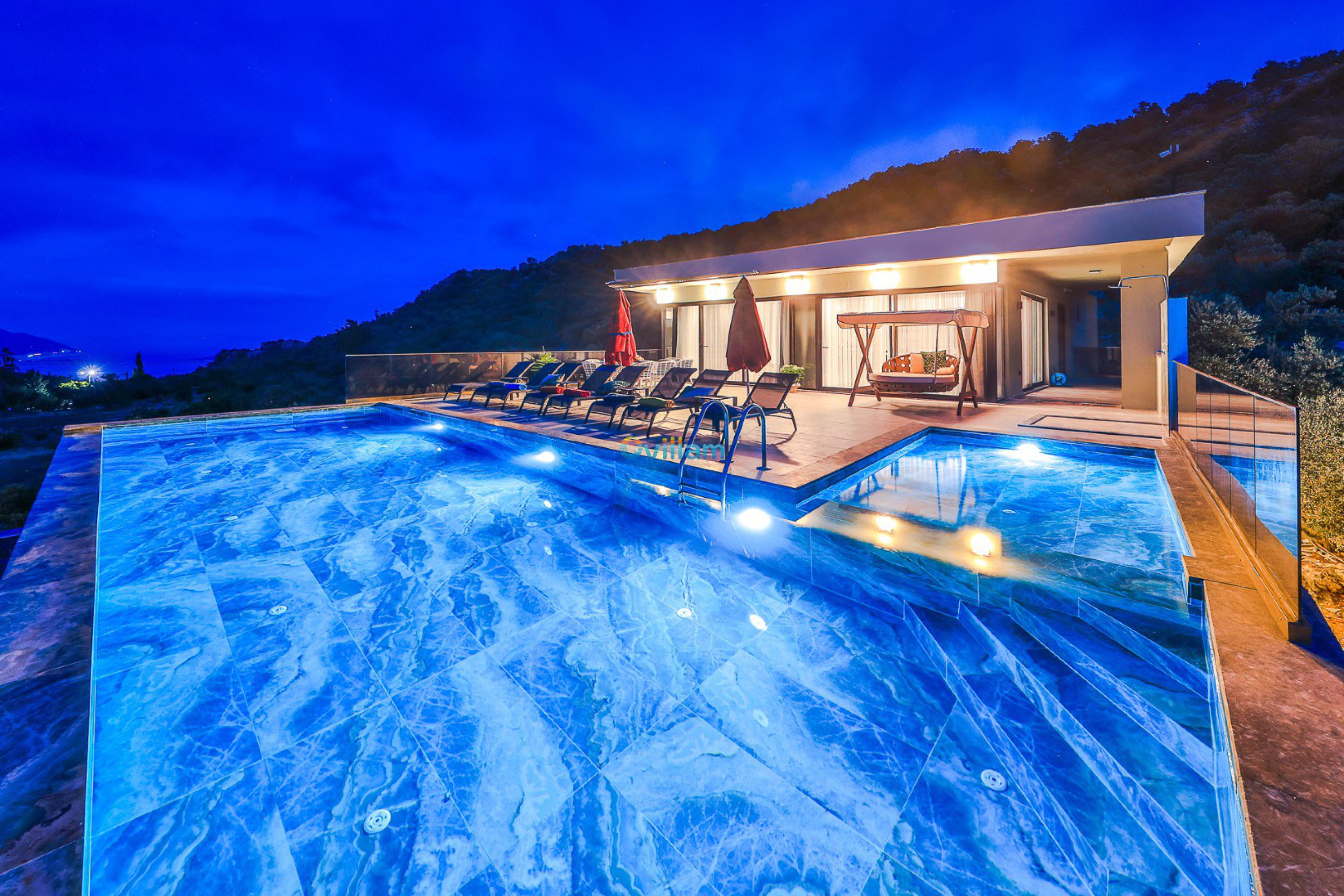 villa-puzzle-0-5482.jpg