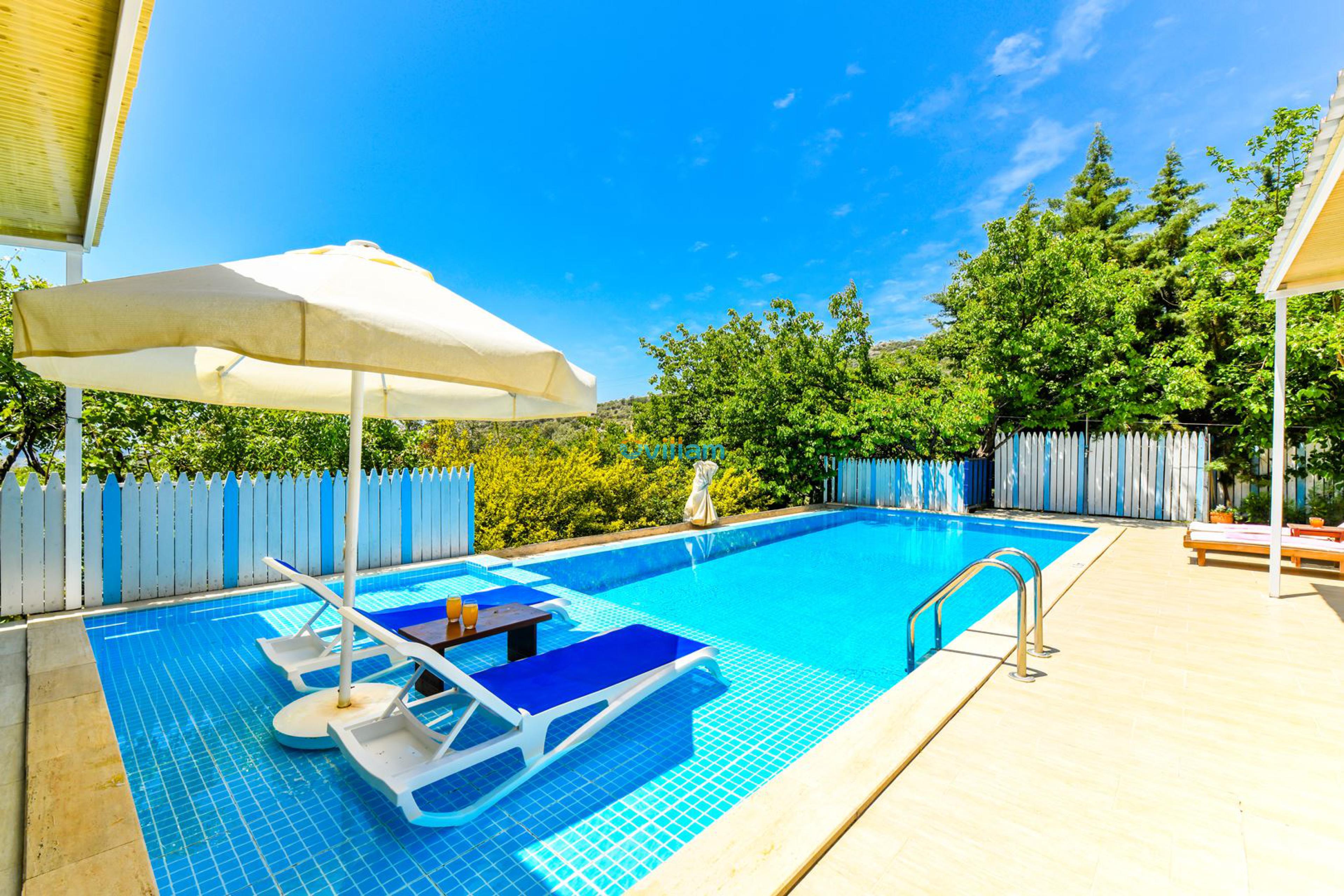 villa-sade-18_990.jpg