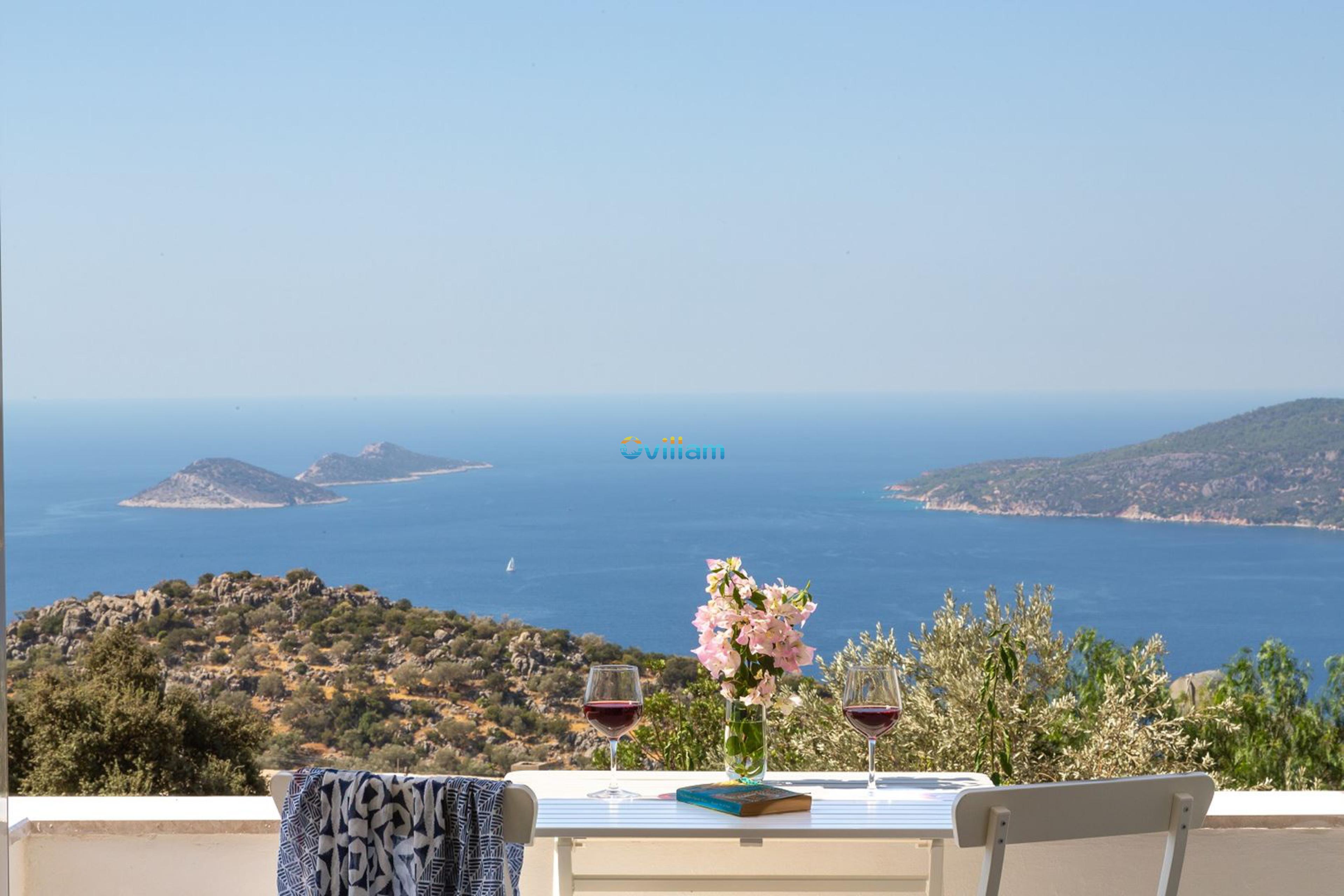 Suit-La-Mer-5_674.jpg