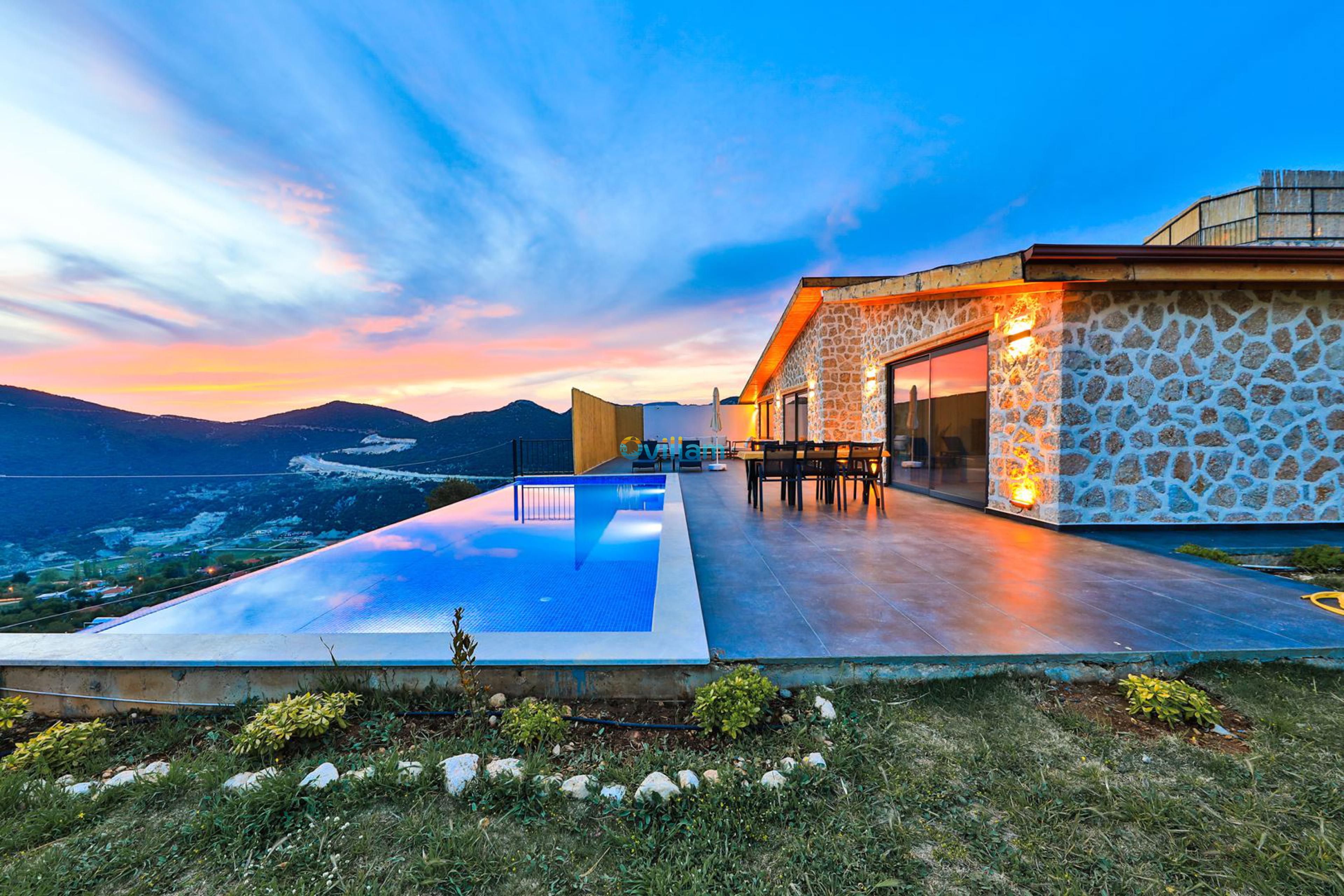 villa-pastel-25_275.jpg