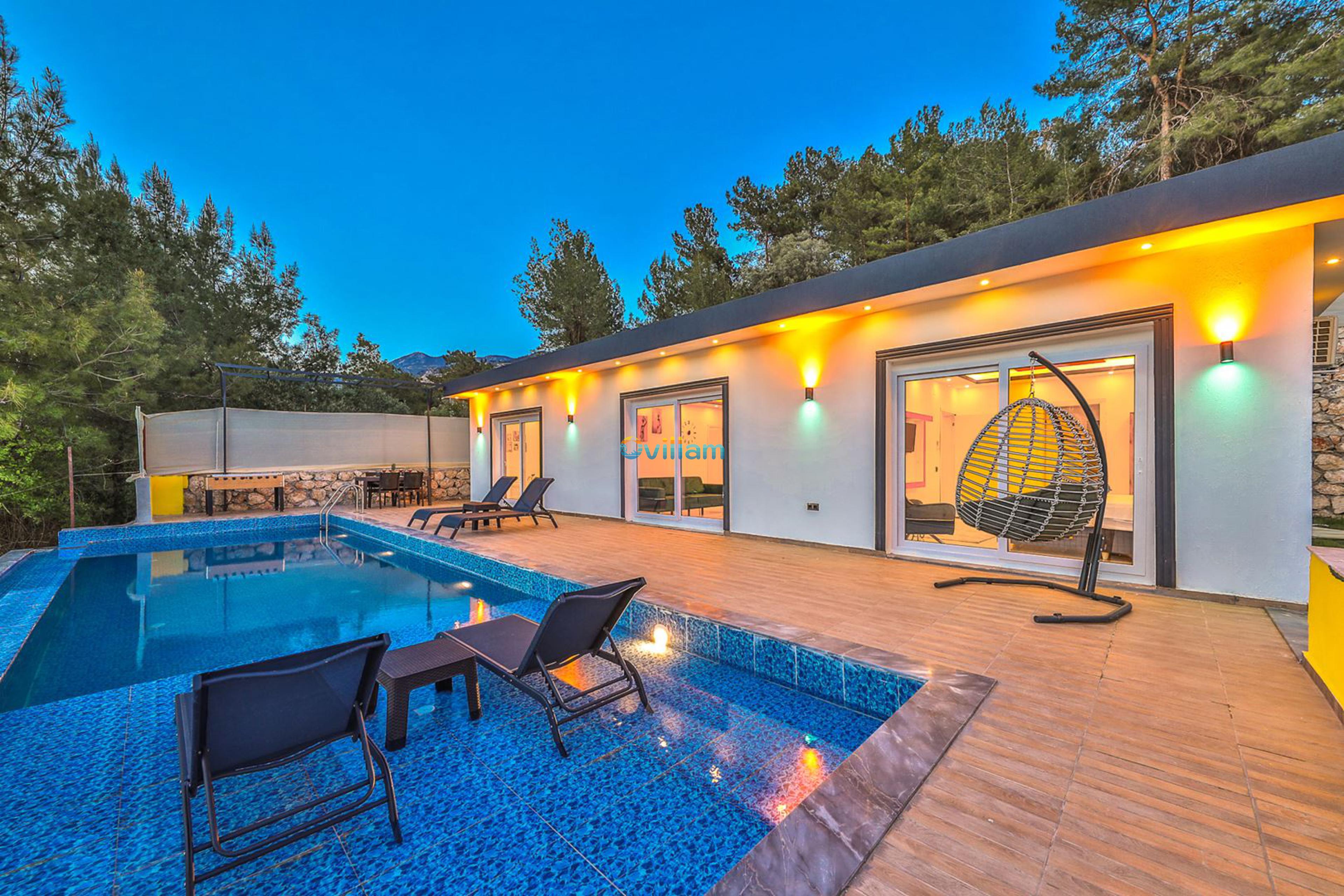 villa-life-32_682.jpg