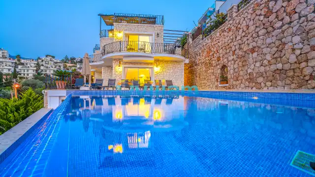 Villa Mavna | Kalkan Kiralık Villa