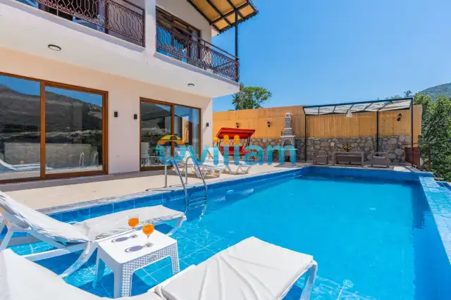 Villa Sarıyar | Kalkan Sarıbelen Kiralık Villa