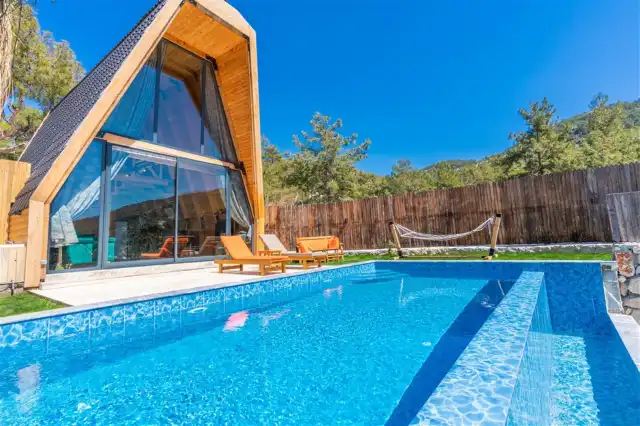 Bungalov Pedro 1| Kaş Sarıbelen Tatil Villası