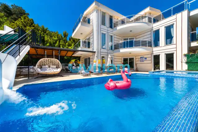 Ovillam 2 | Geniş Aileler için Tatil Villası