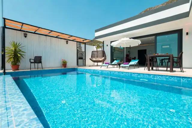 Villa Meris | Kalkan Kördere Balayı Villası